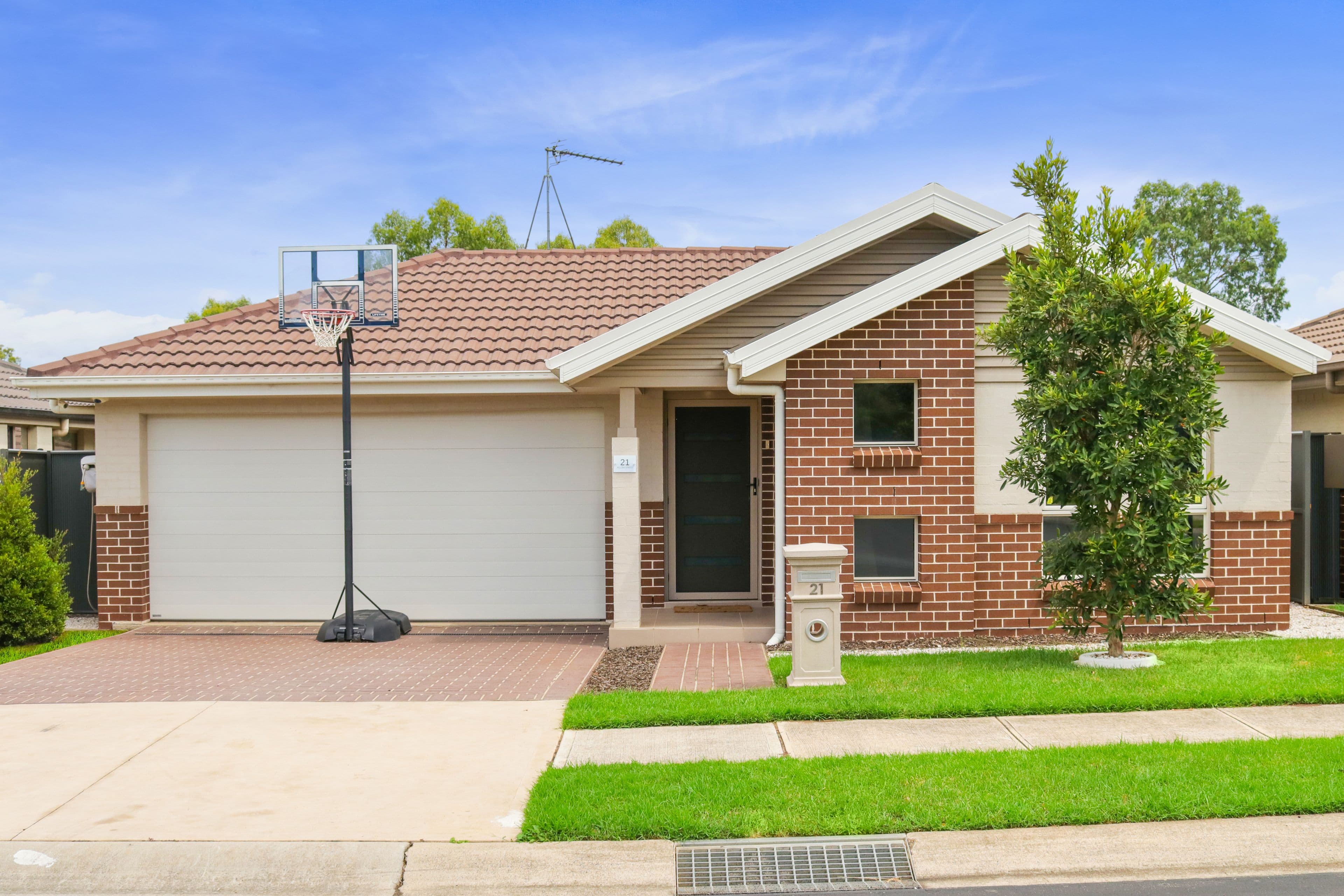 21 Allom Street, Ropes Crossing NSW 2760, Ropes Crossing - Thumbnail 2