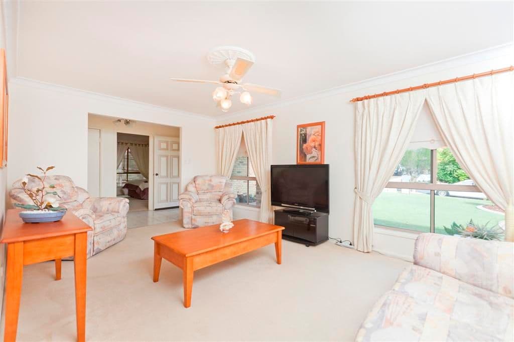 9 United Court, CAPALABA QLD 4157, Capalaba - Thumbnail 2