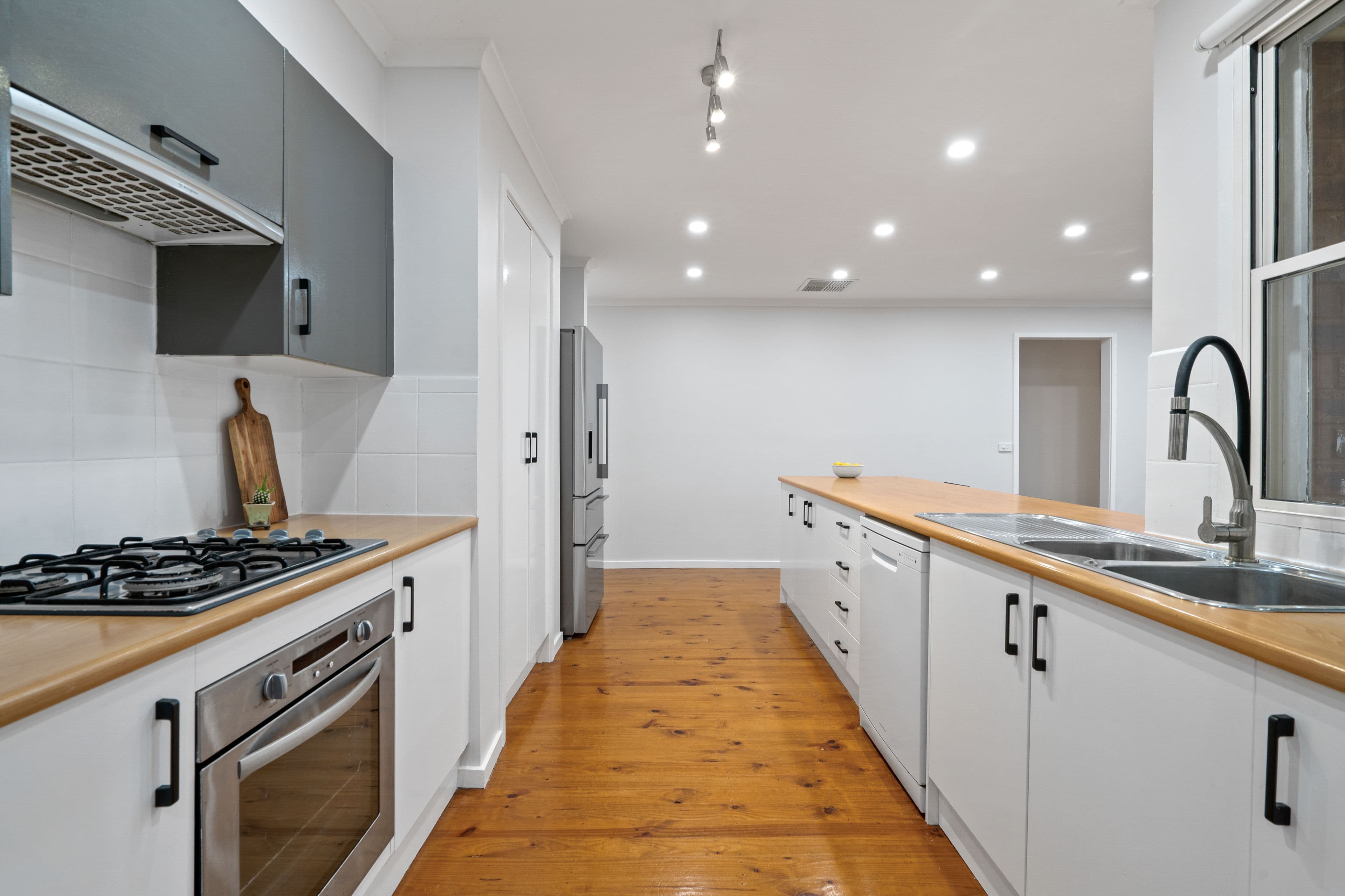 13 Chisholm Court, Mill Park VIC 3082, Mill Park - Thumbnail 5