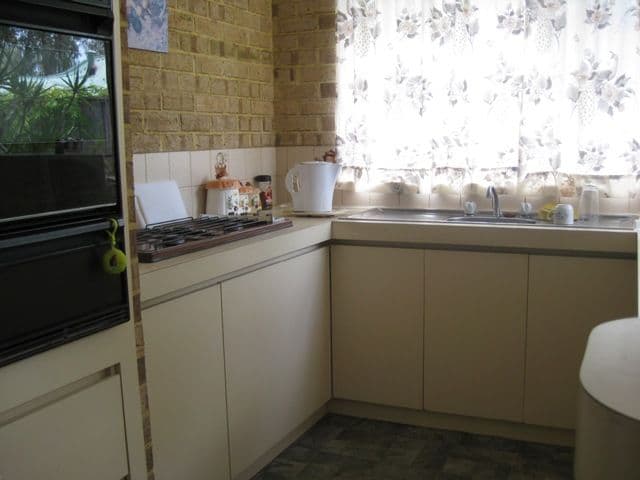 12 Cockatoo Drive, MUNDARING WA 6073, Mundaring - Thumbnail 3