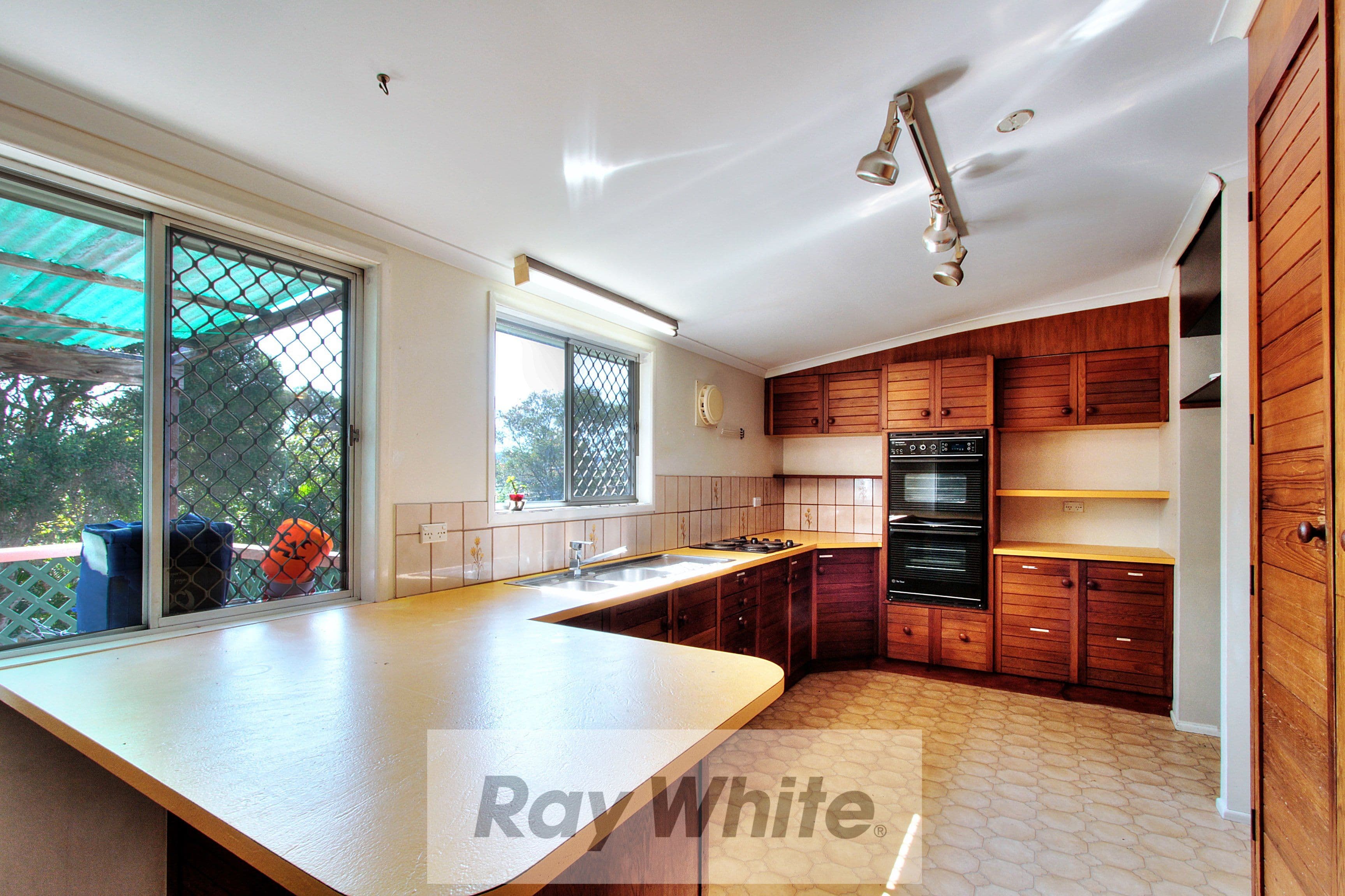 40 Jindavee Crescent, Slacks Creek QLD 4127, Slacks Creek - Image 1
