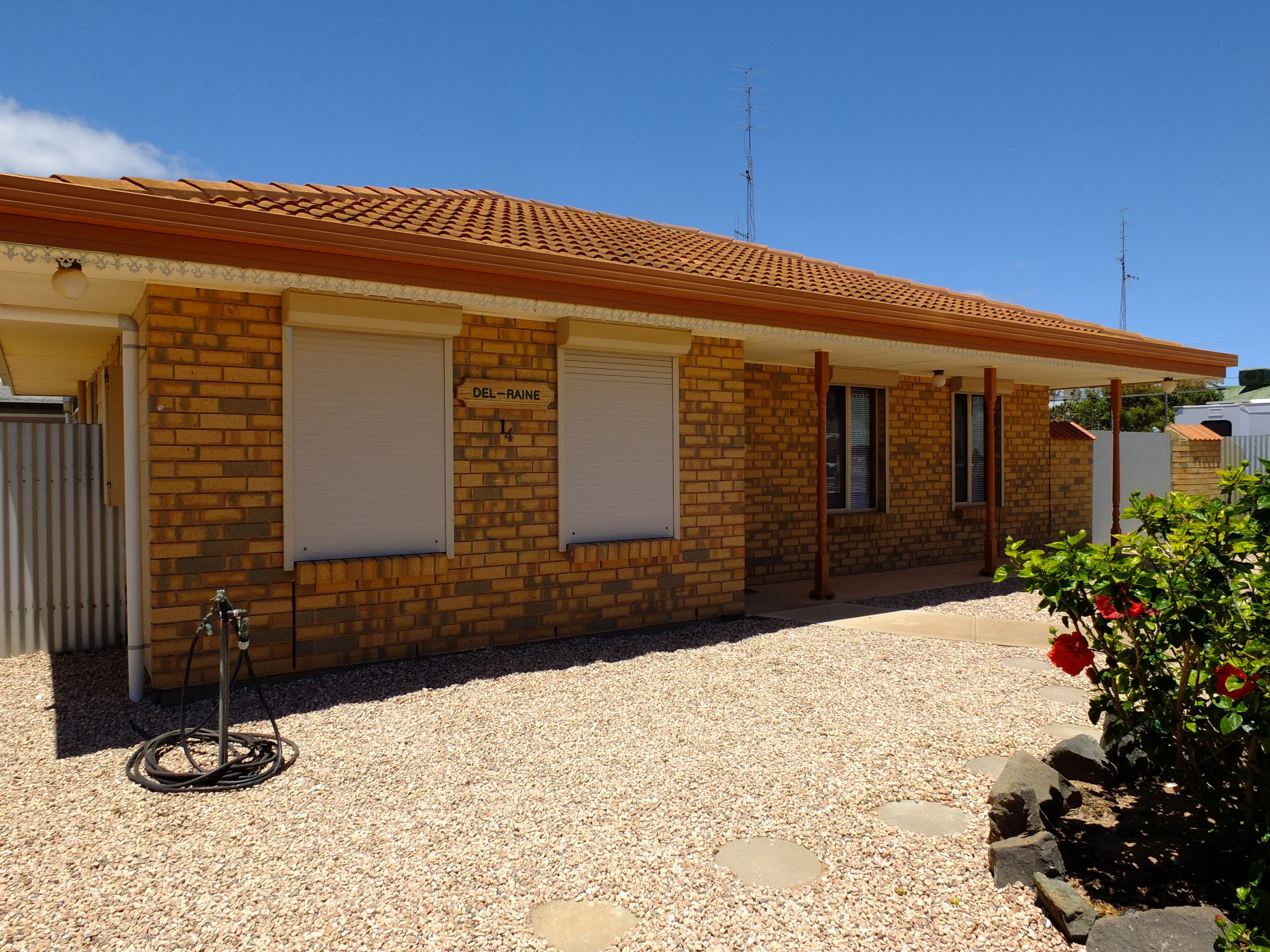4 Winkin Avenue, Gymea Bay, Gymea Bay - Thumbnail 2