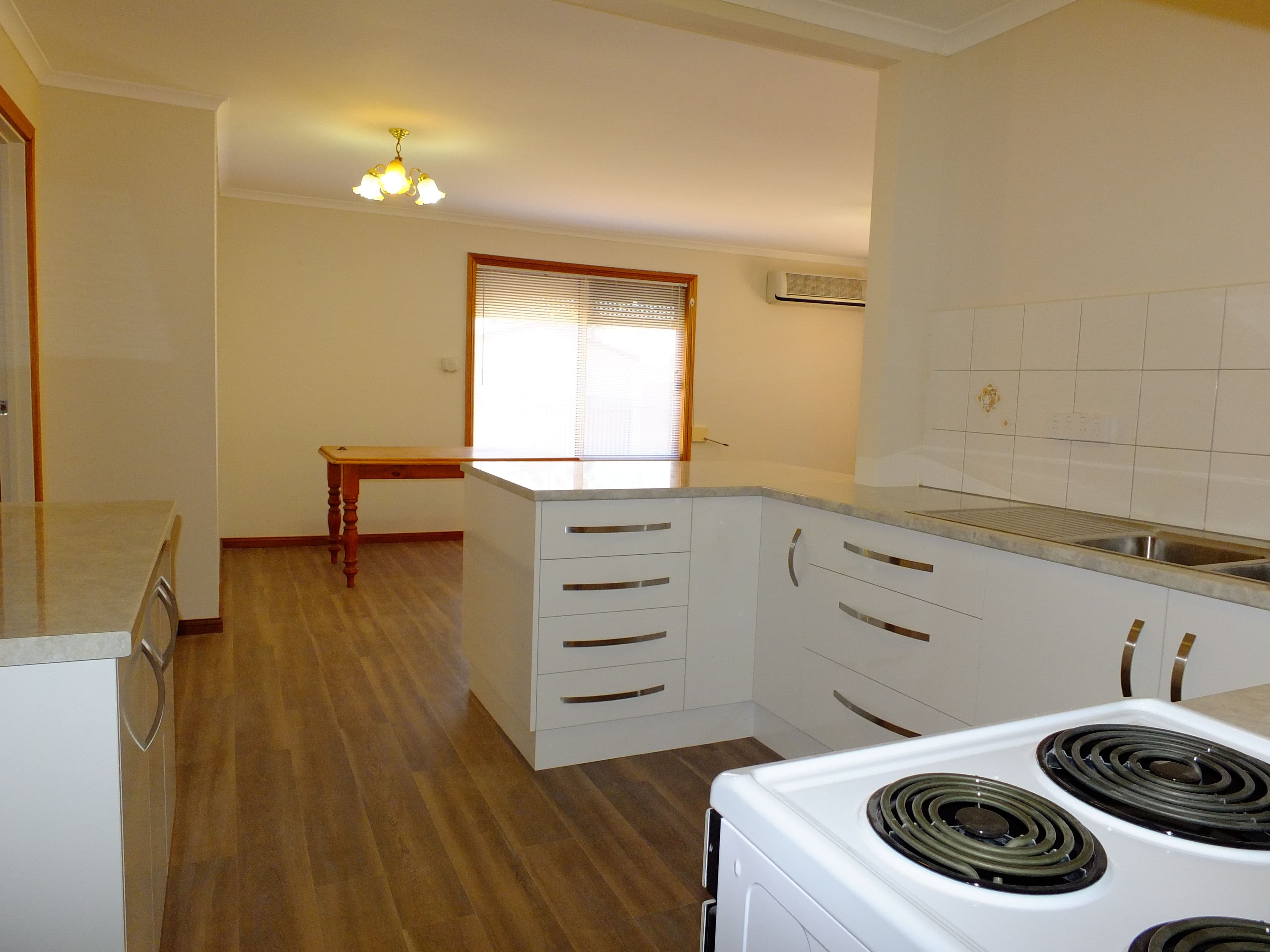 4 Winkin Avenue, Gymea Bay, Gymea Bay - Thumbnail 4