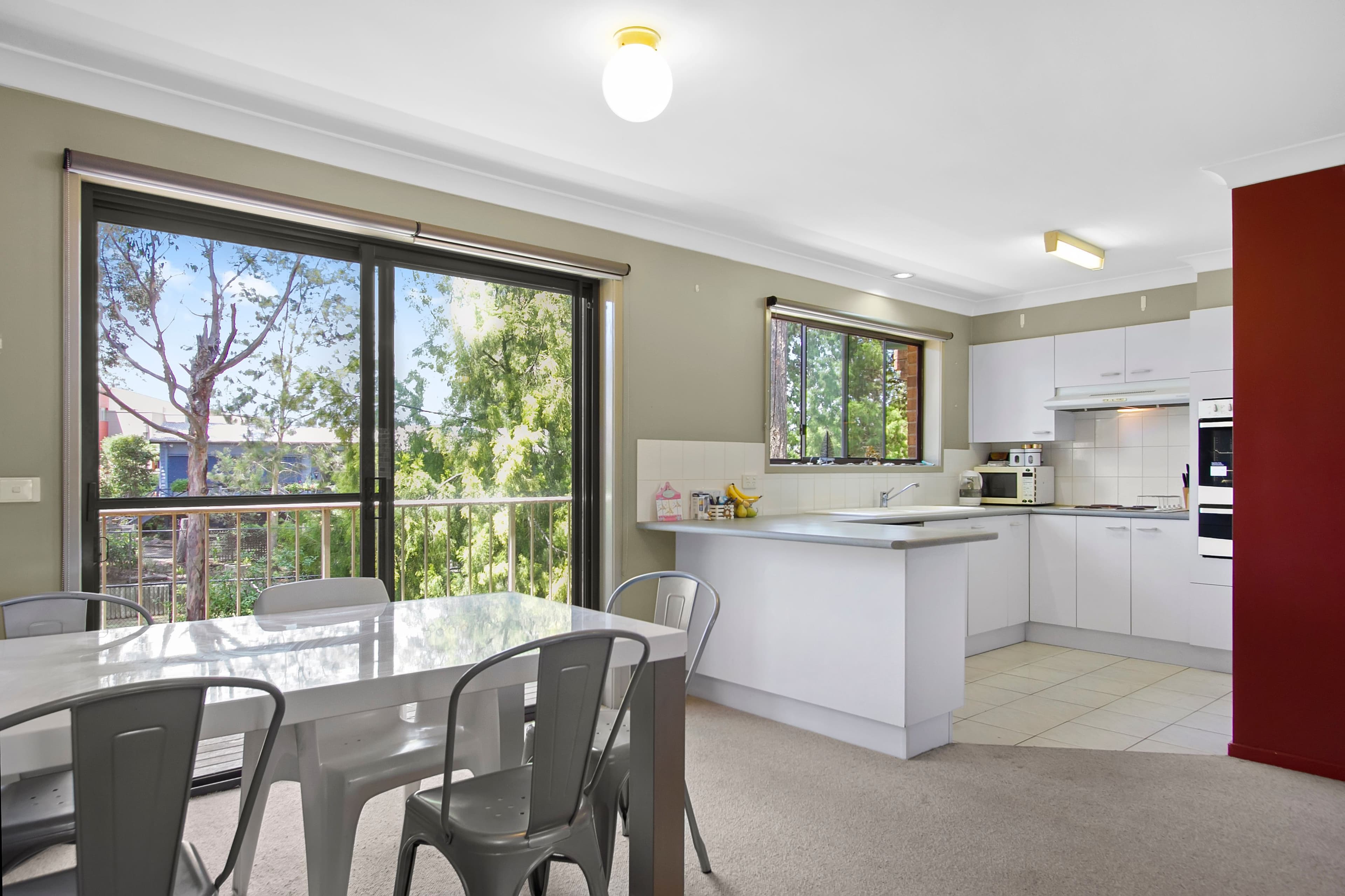3 Edgewood Place, Denhams Beach - Thumbnail 5