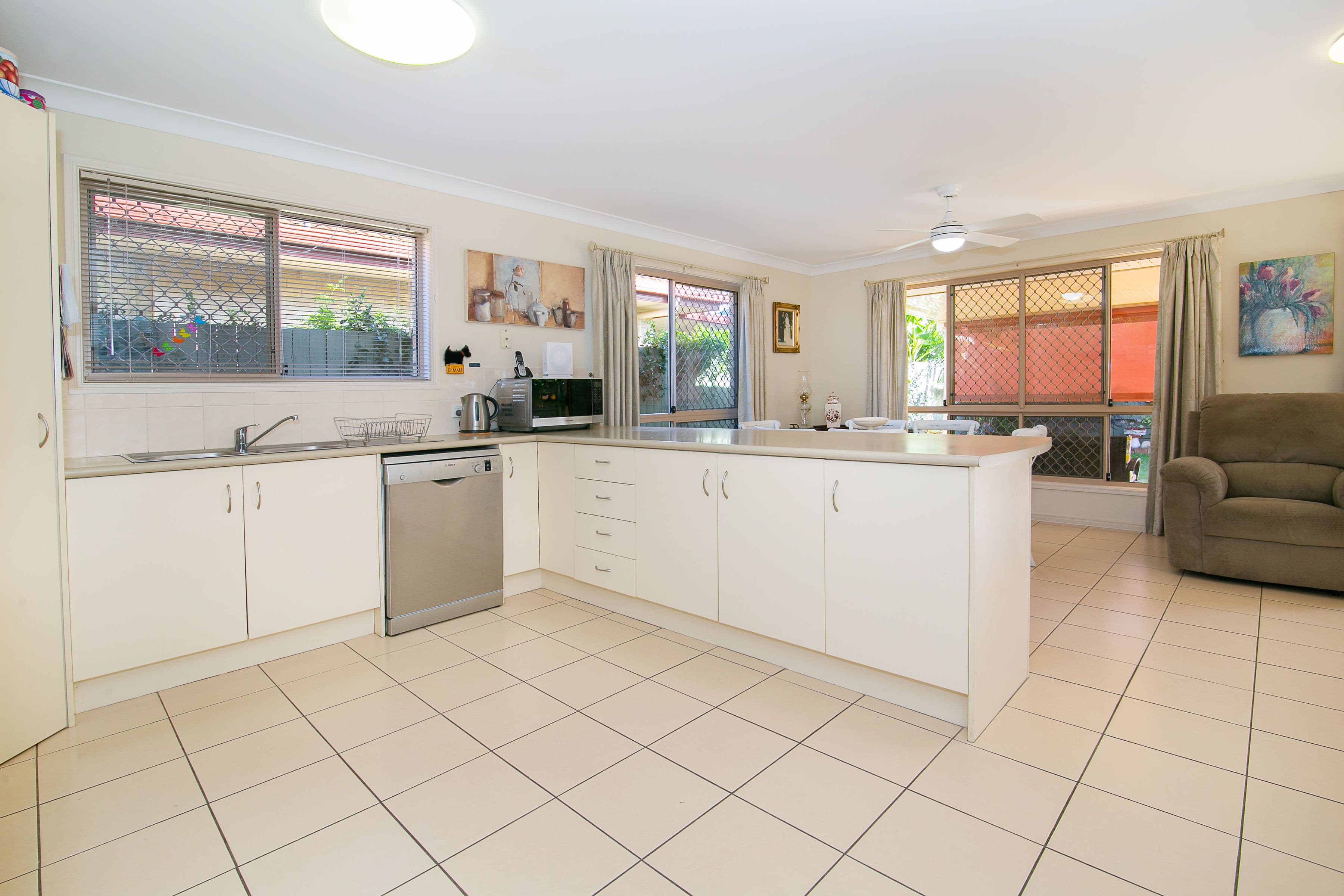 17 Coventina Crescent, Springfield Lakes QLD 4300, Springfield Lakes - Thumbnail 3