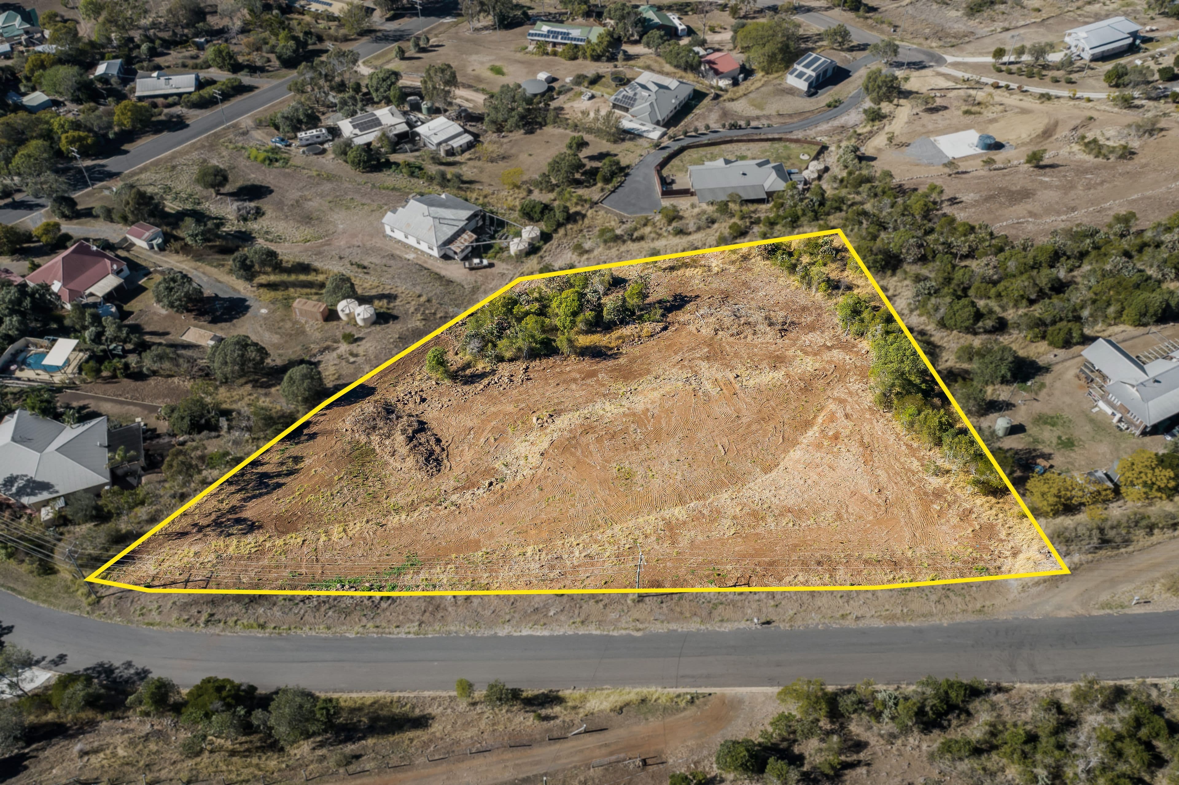 15 Nichols Drive, Glencoe QLD 4352, Glencoe - Thumbnail 5