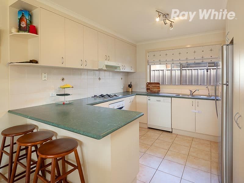 33 Ambrose Crescent, WODONGA VIC 3690, West Wodonga - Thumbnail 2