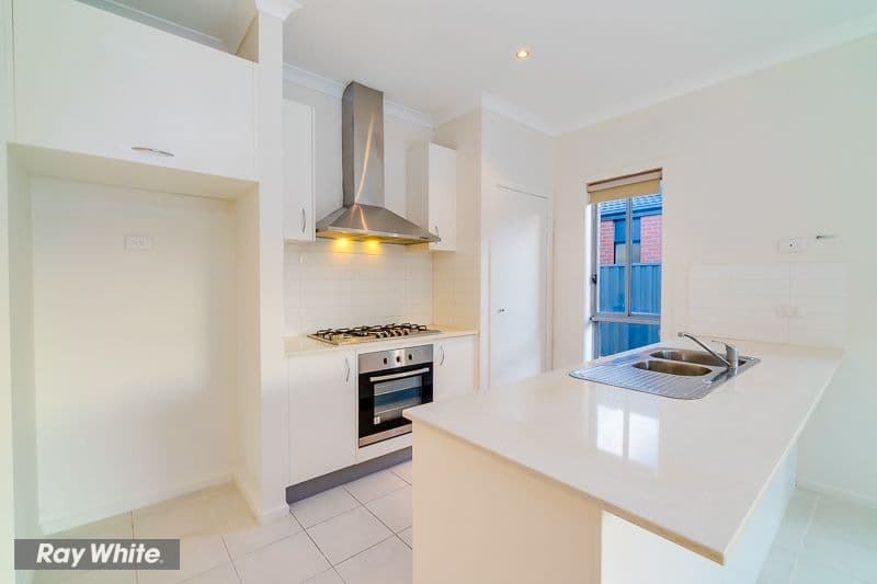 4 Eucla Street, Tarneit VIC 3029, Tarneit - Thumbnail 5