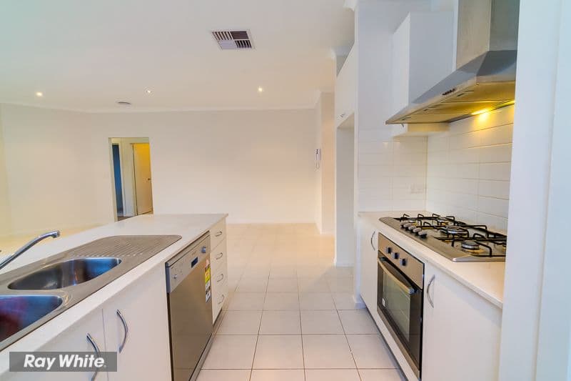 4 Eucla Street, Tarneit VIC 3029, Tarneit - Thumbnail 7