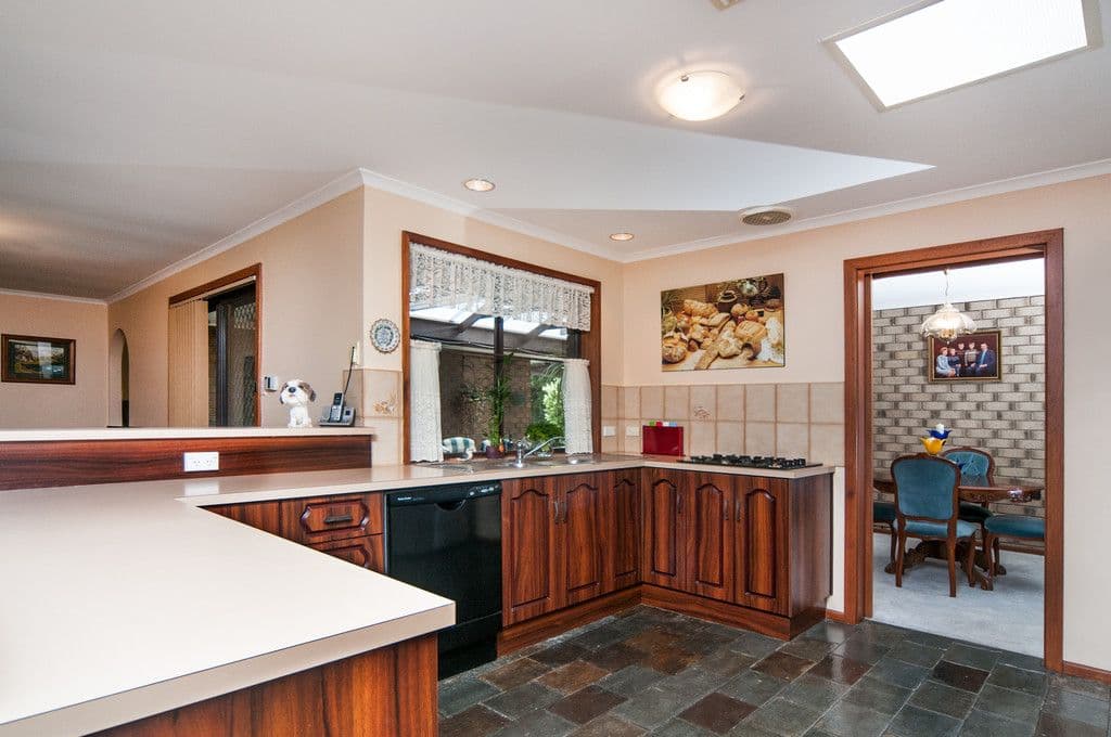 44 Monaco Circuit, ABERFOYLE PARK SA 5159, Aberfoyle Park - Thumbnail 2
