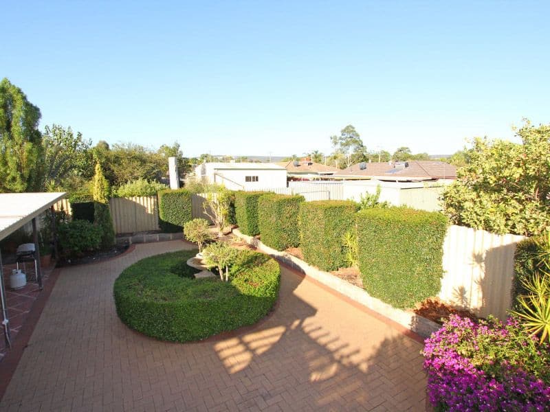 8 Meda Court, GOSNELLS WA 6110, Gosnells - Thumbnail 2