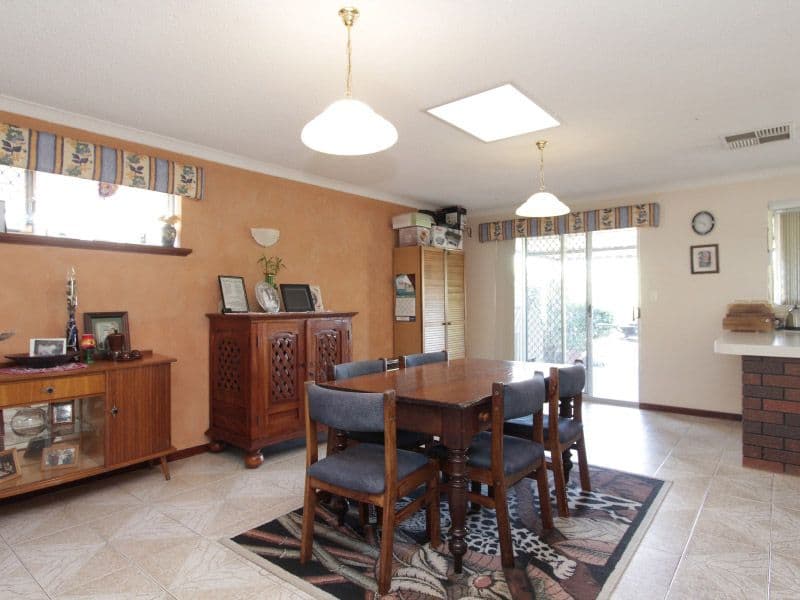 8 Meda Court, GOSNELLS WA 6110, Gosnells - Thumbnail 7