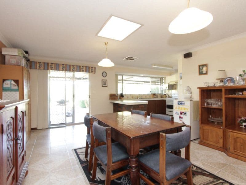 8 Meda Court, GOSNELLS WA 6110, Gosnells - Thumbnail 8