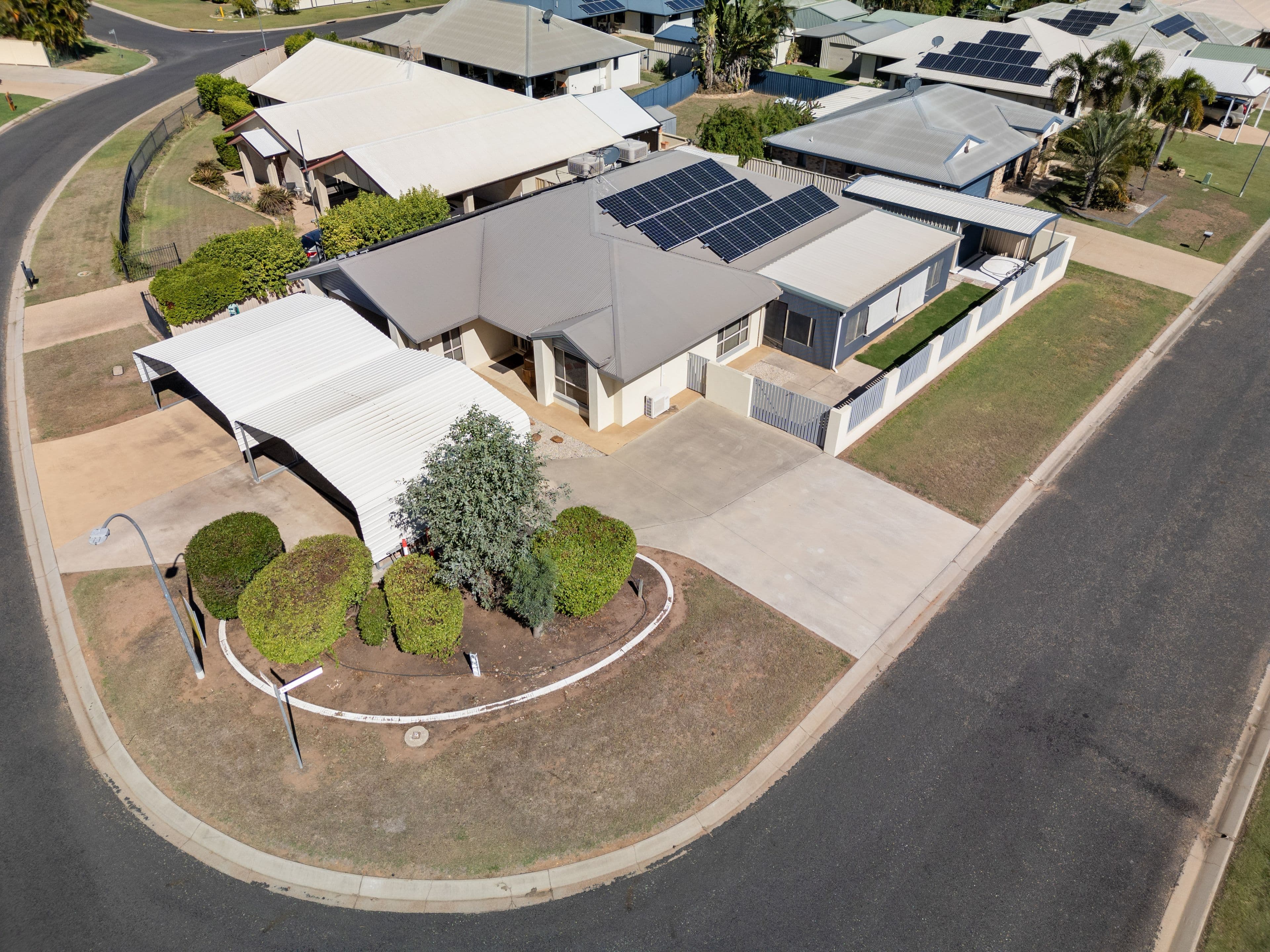 49 Crinum Crescent, Emerald QLD 4720, Emerald - Image 1