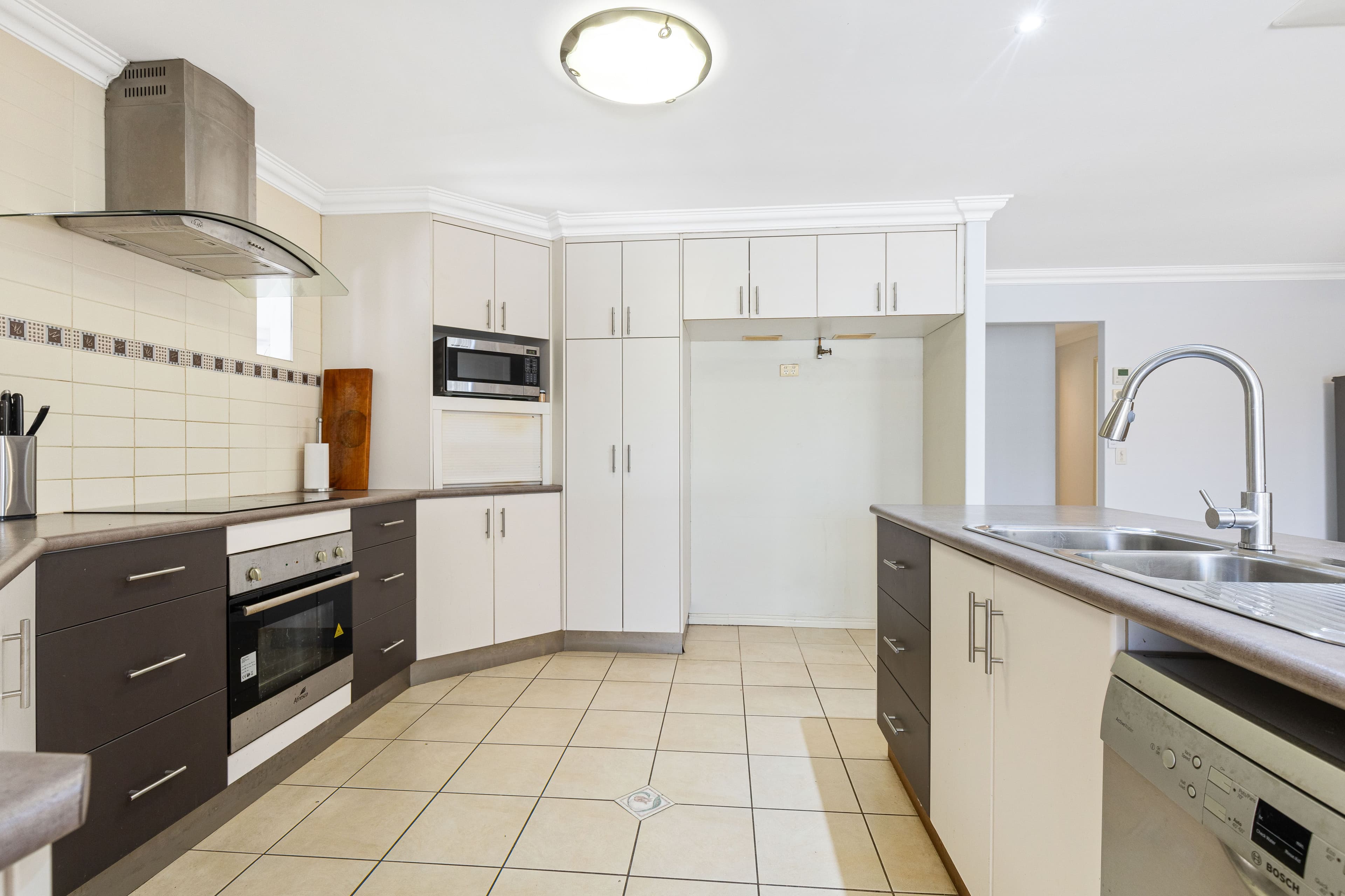 49 Crinum Crescent, Emerald QLD 4720, Emerald - Thumbnail 7