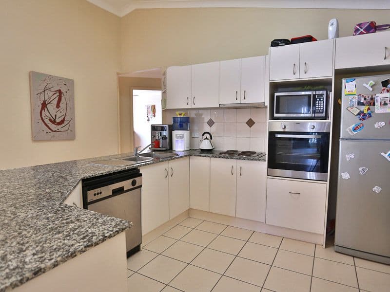 20 Joseph Avenue, Moggill QLD 4070, Moggill - Thumbnail 4