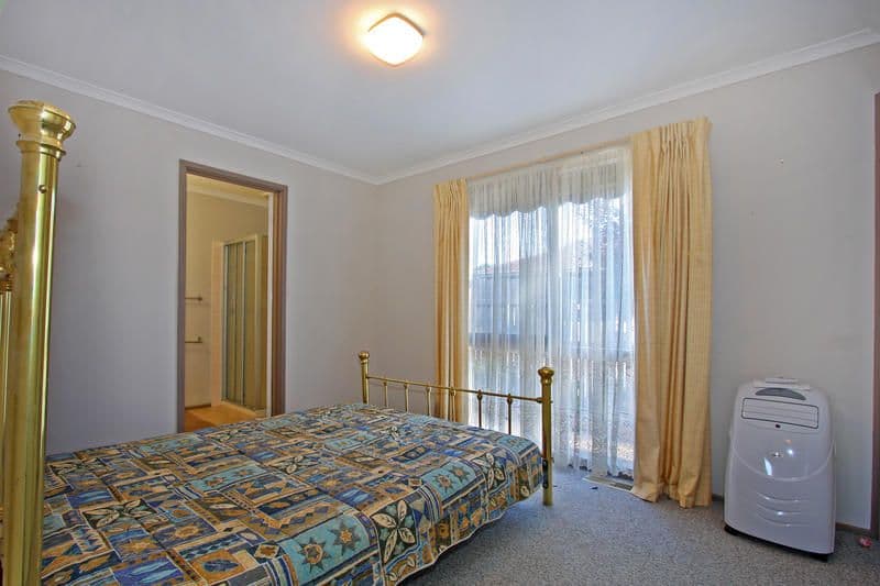 142 Seventh Avenue, ROSEBUD VIC 3939, Rosebud - Thumbnail 3