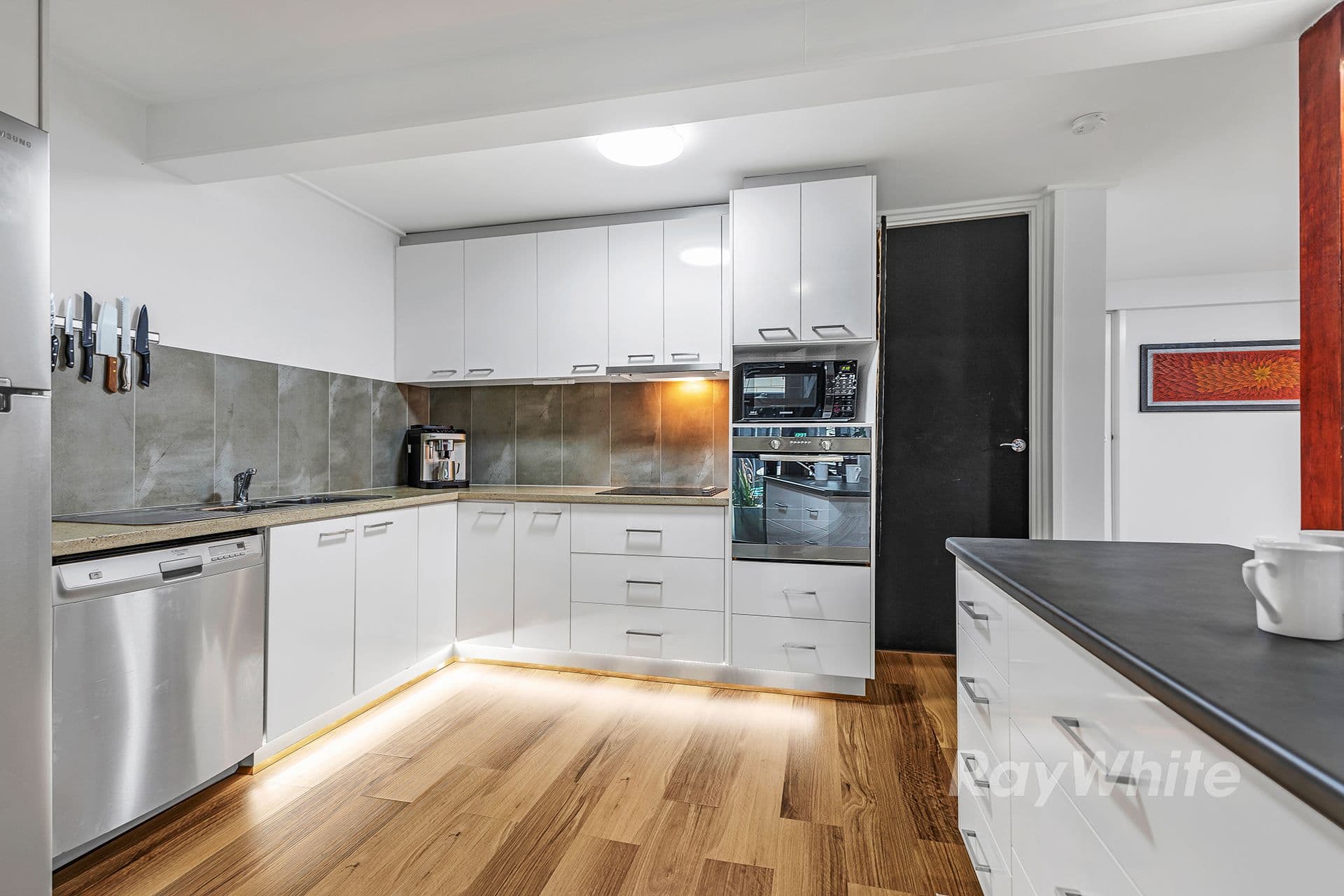 11 Crofton Street, Echuca VIC 3564, Echuca - Thumbnail 2