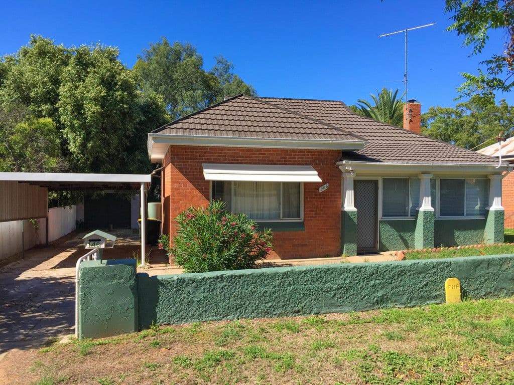 146 Larmer Street, Narrandera - Image 1