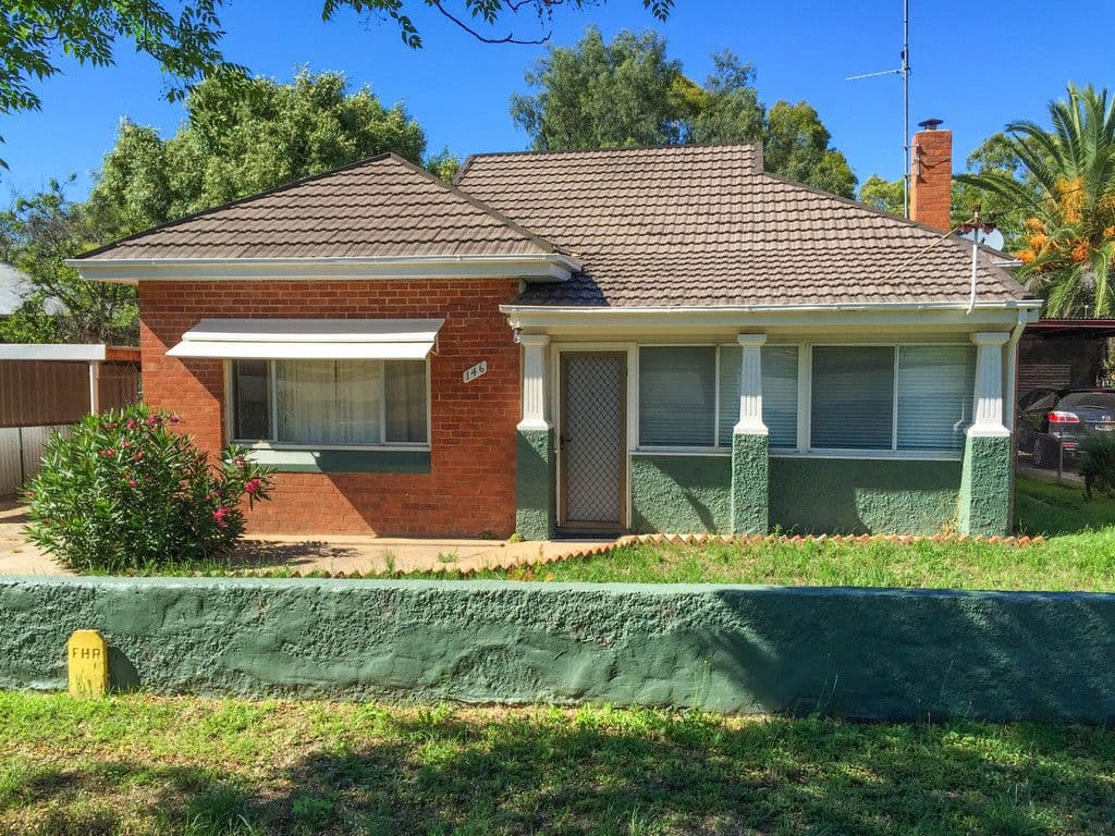 146 Larmer Street, Narrandera - Thumbnail 2