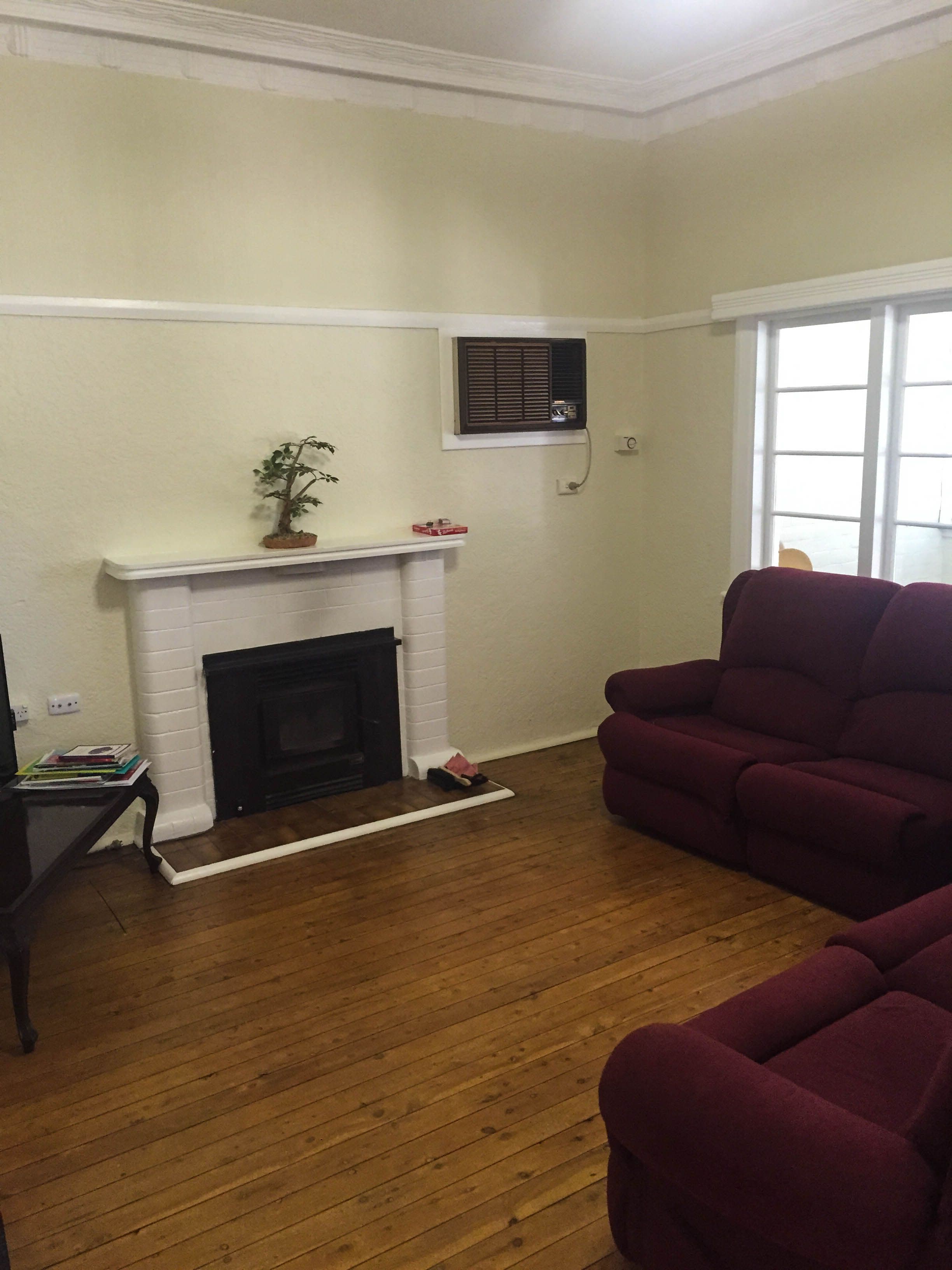 146 Larmer Street, Narrandera - Thumbnail 4