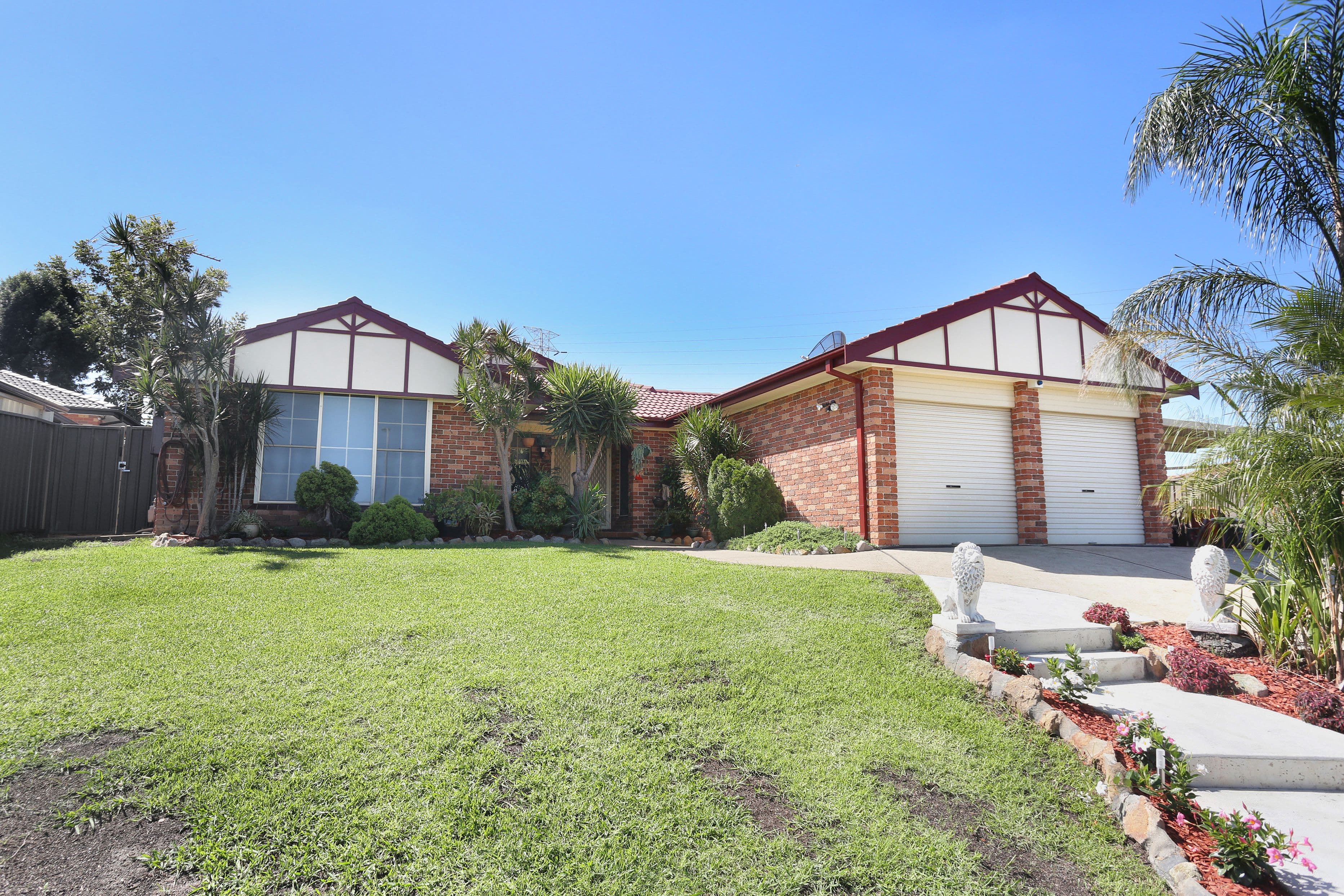 2 Medcalfe Place, Edensor Park - Thumbnail 2