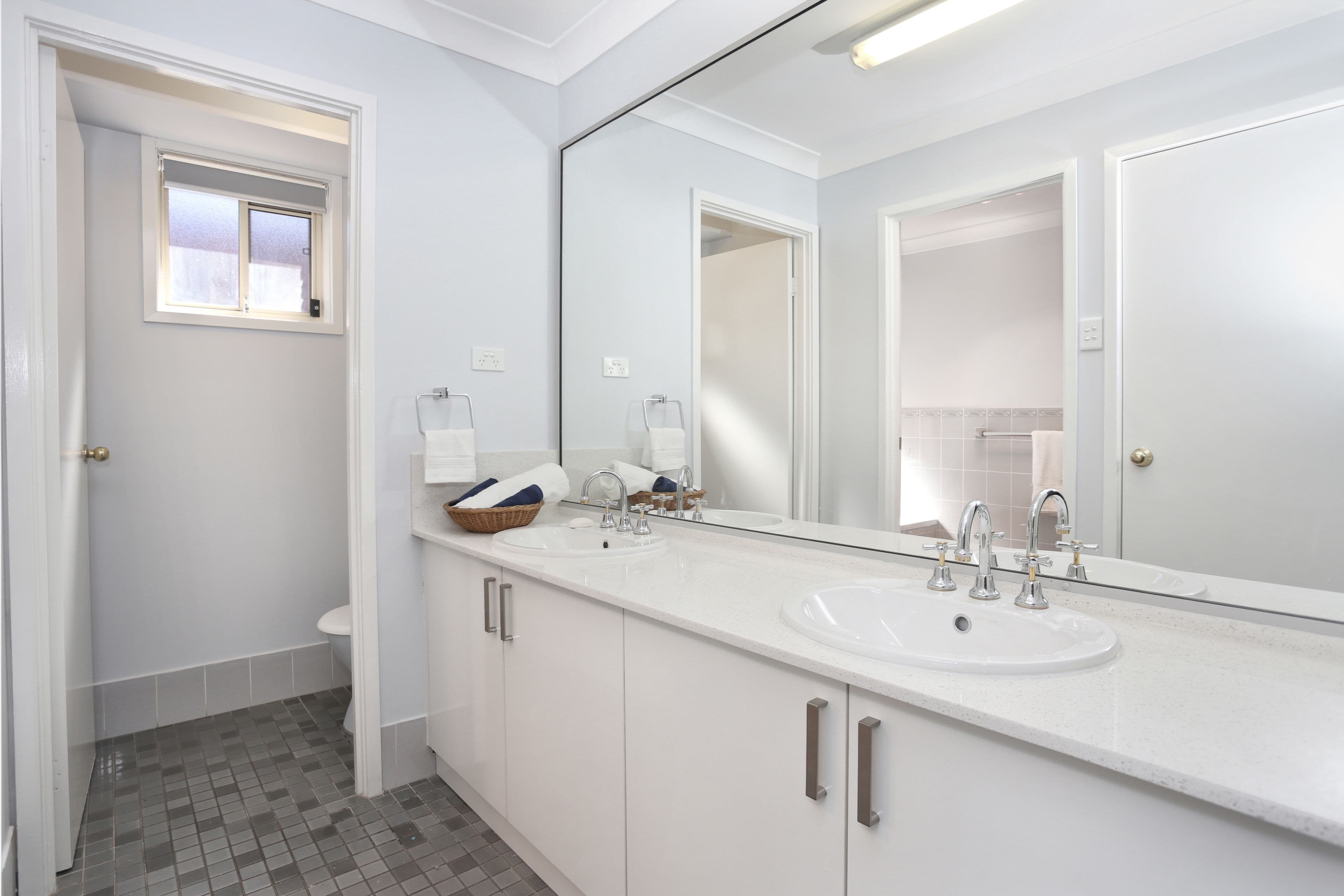 2 Medcalfe Place, Edensor Park - Thumbnail 8
