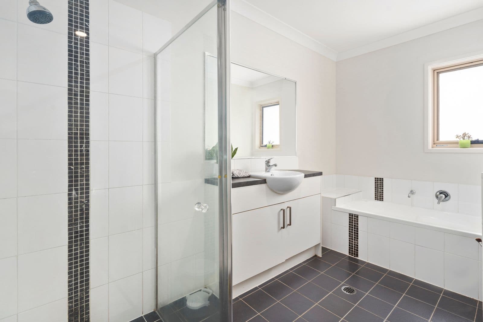 27 Government Road, Labrador QLD 4215, Labrador - Thumbnail 8