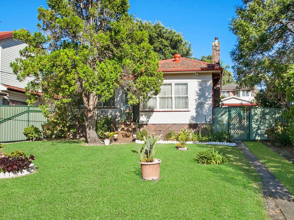 69 Parklands Avenue, Heathcote - Image 1
