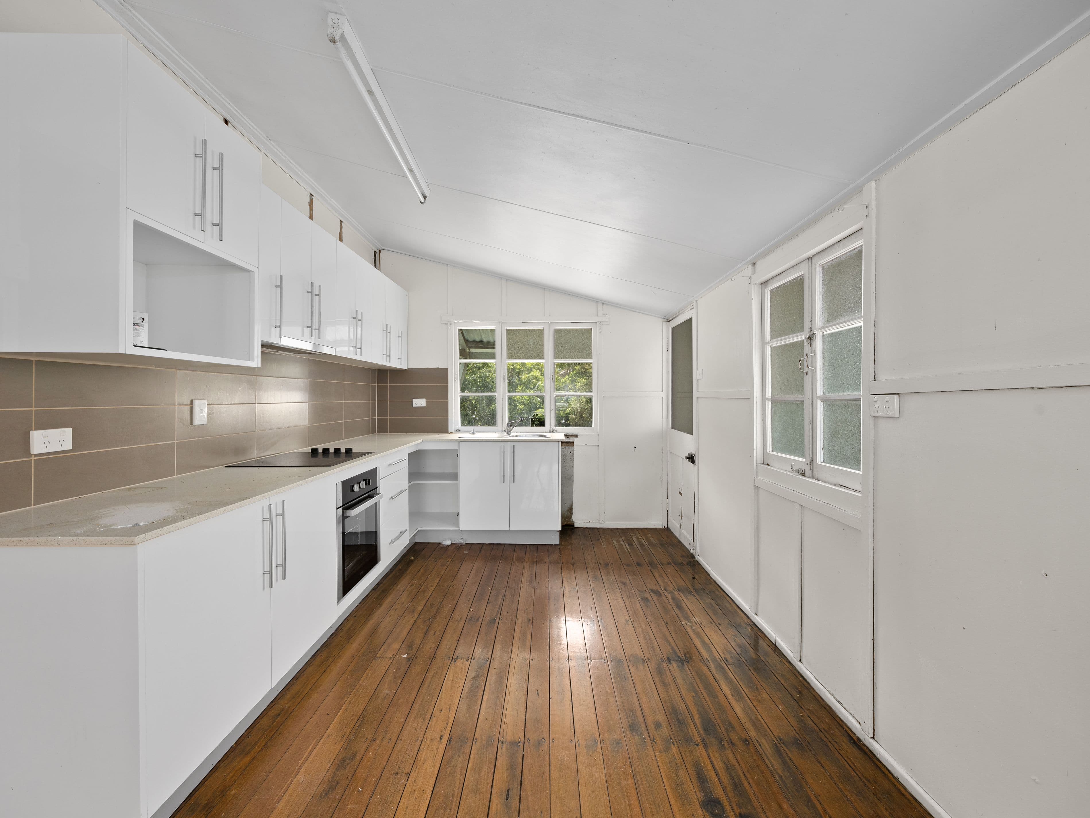 34 Canning Street, North Ipswich QLD 4305, North Ipswich - Thumbnail 3