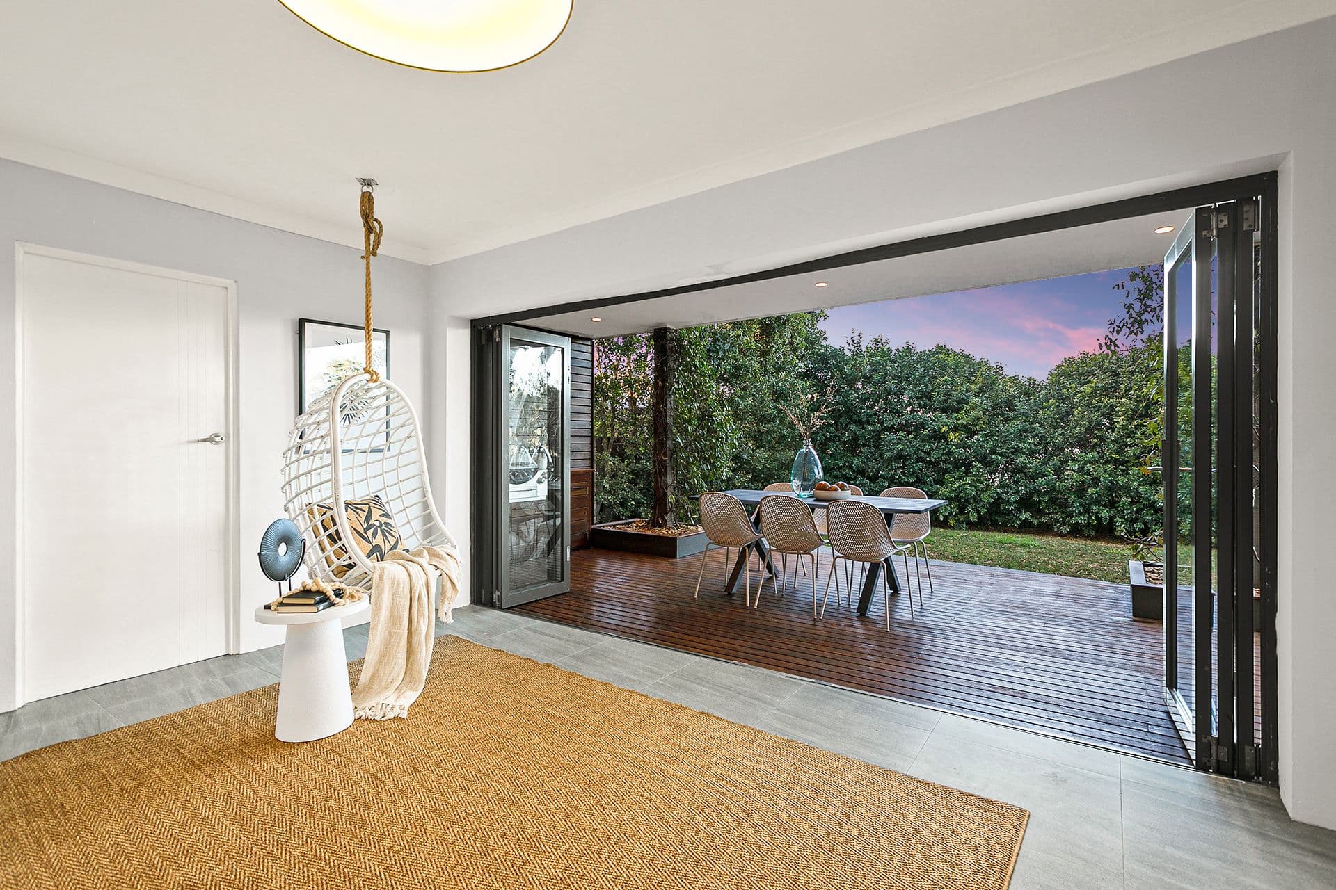 921 Forest Road, Lugarno NSW 2210, Lugarno - Thumbnail 2