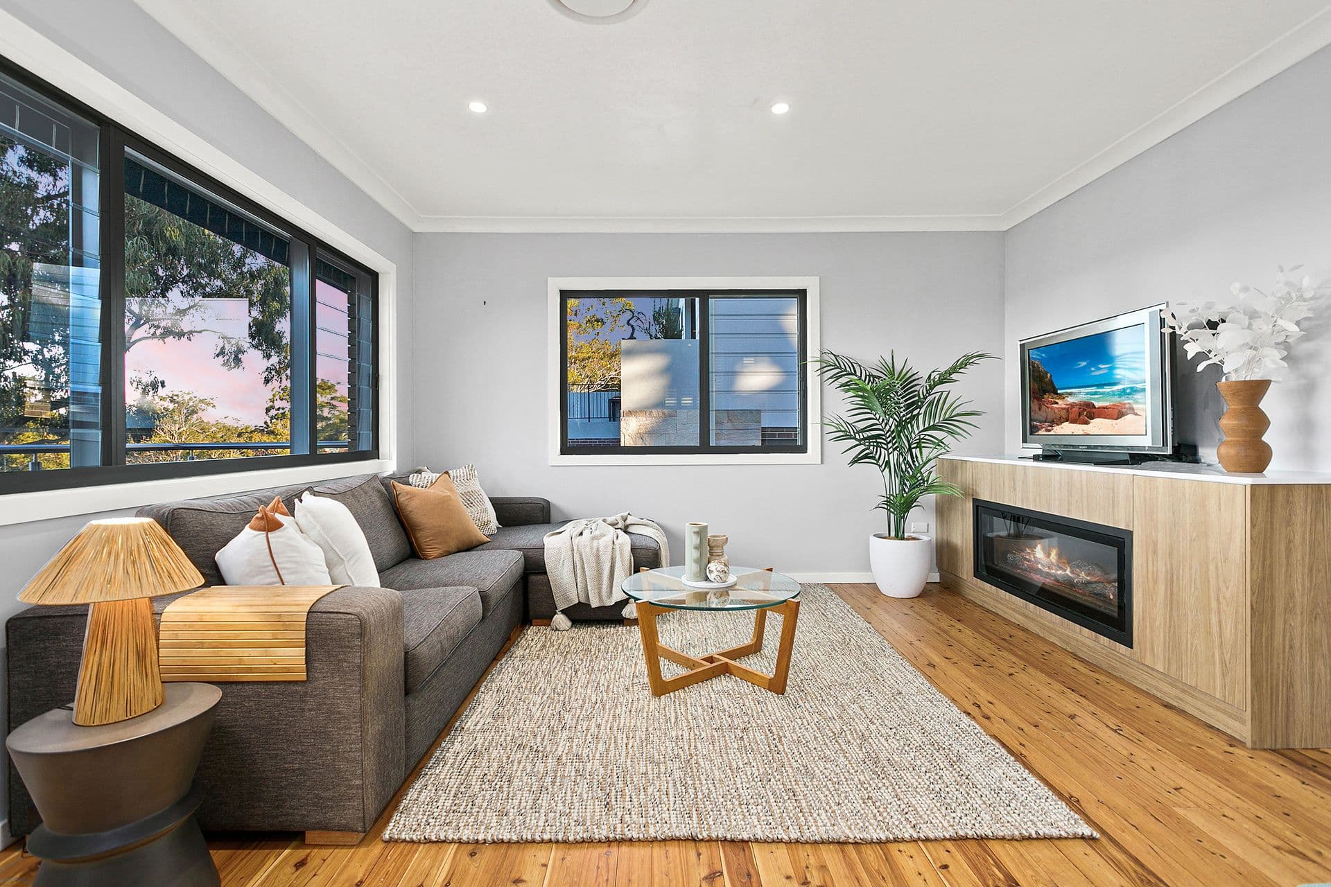 921 Forest Road, Lugarno NSW 2210, Lugarno - Thumbnail 6