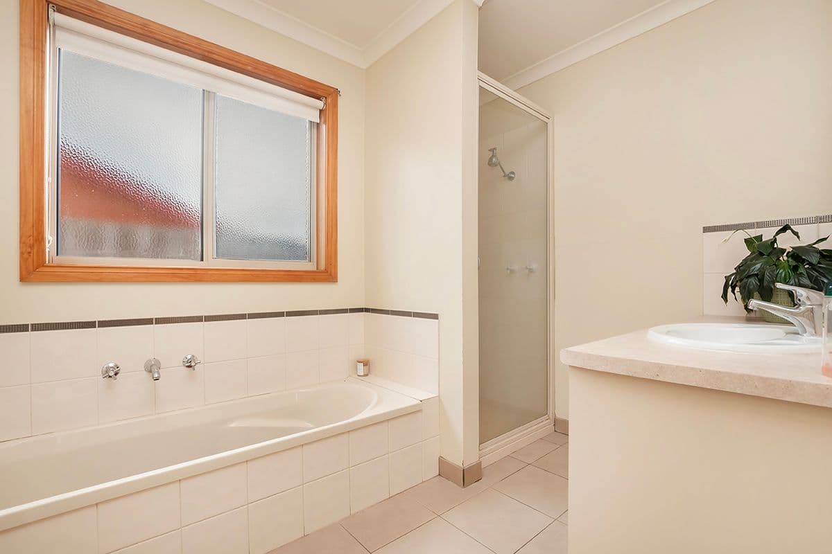 31 McPherson Crescent, Warrnambool VIC 3280, Warrnambool - Thumbnail 6