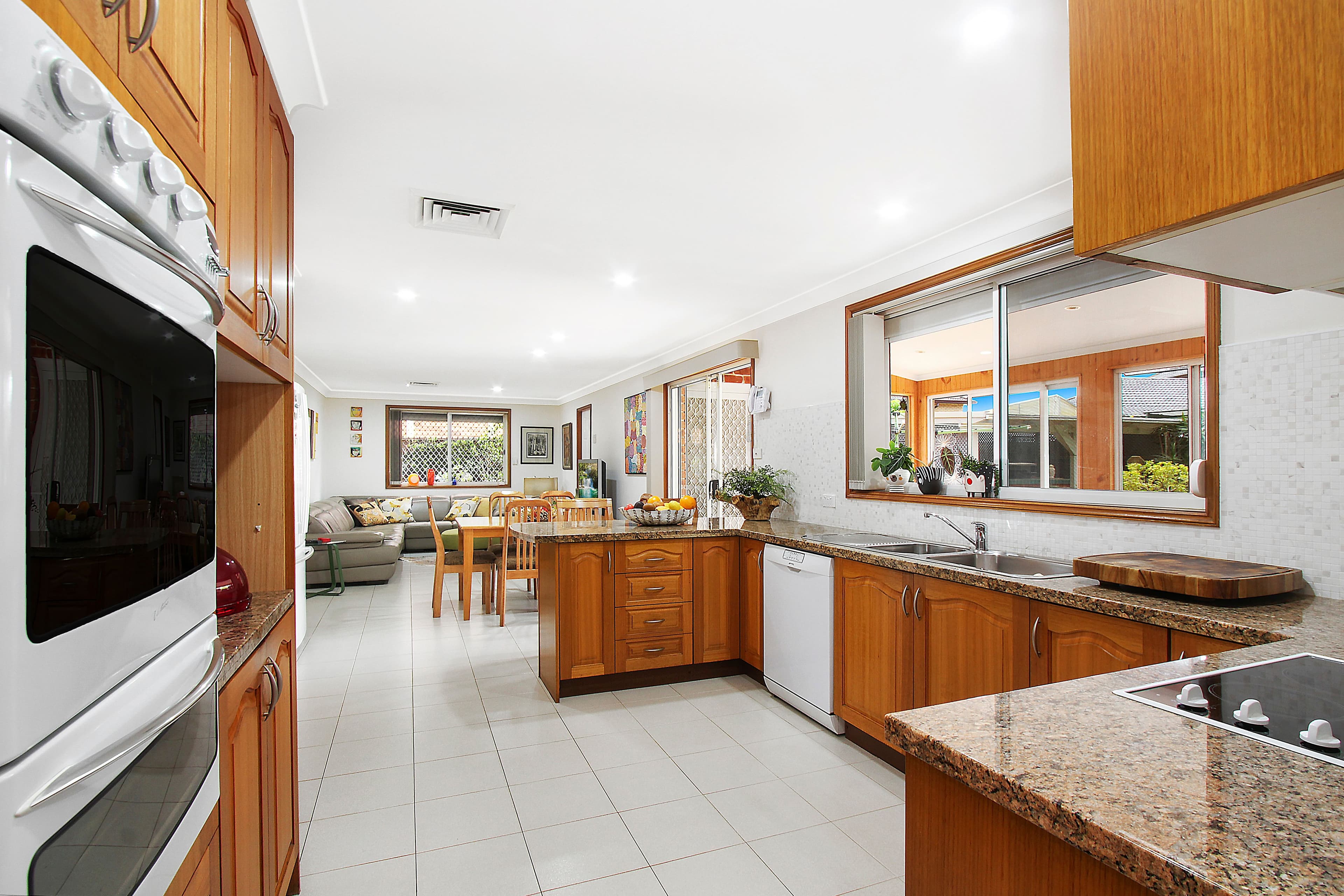 25 Langland Street, Wetherill Park NSW 2164, Wetherill Park - Thumbnail 2