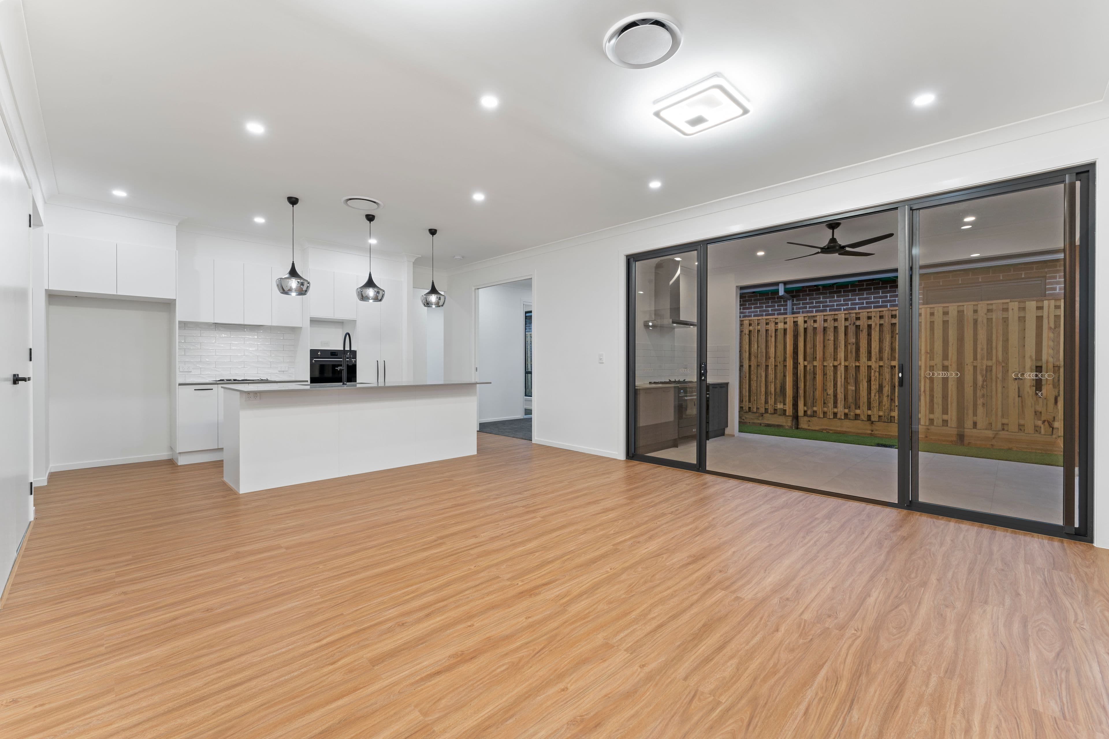 6 Rose Street, Logan Reserve QLD 4133, Logan Reserve - Thumbnail 5