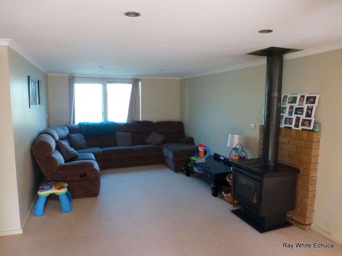 110 Hume Street, Echuca VIC 3564, Echuca - Thumbnail 3