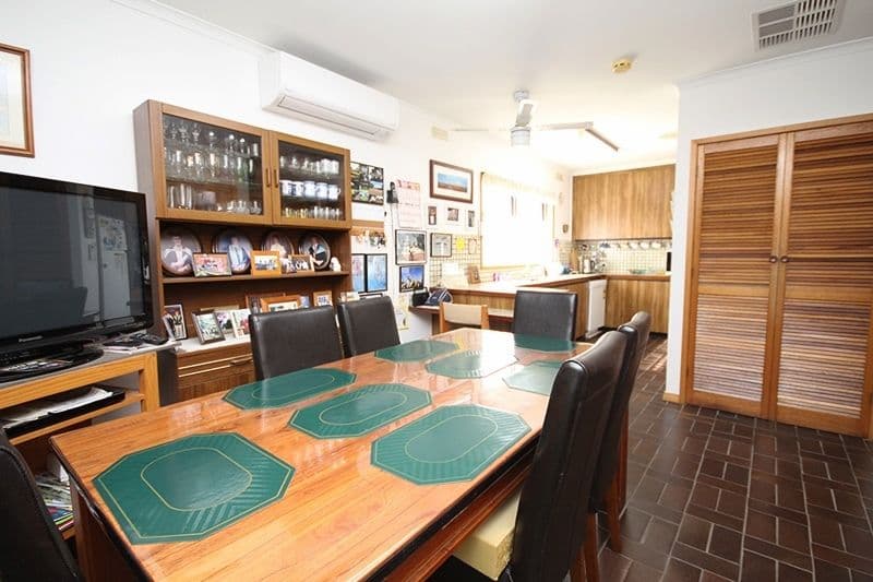 11 Morson Street, Horsham VIC 3400, Horsham - Thumbnail 4