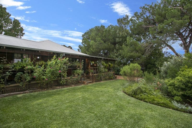 48 Lyndhurst Road, Kalamunda WA 6076, Kalamunda - Thumbnail 2