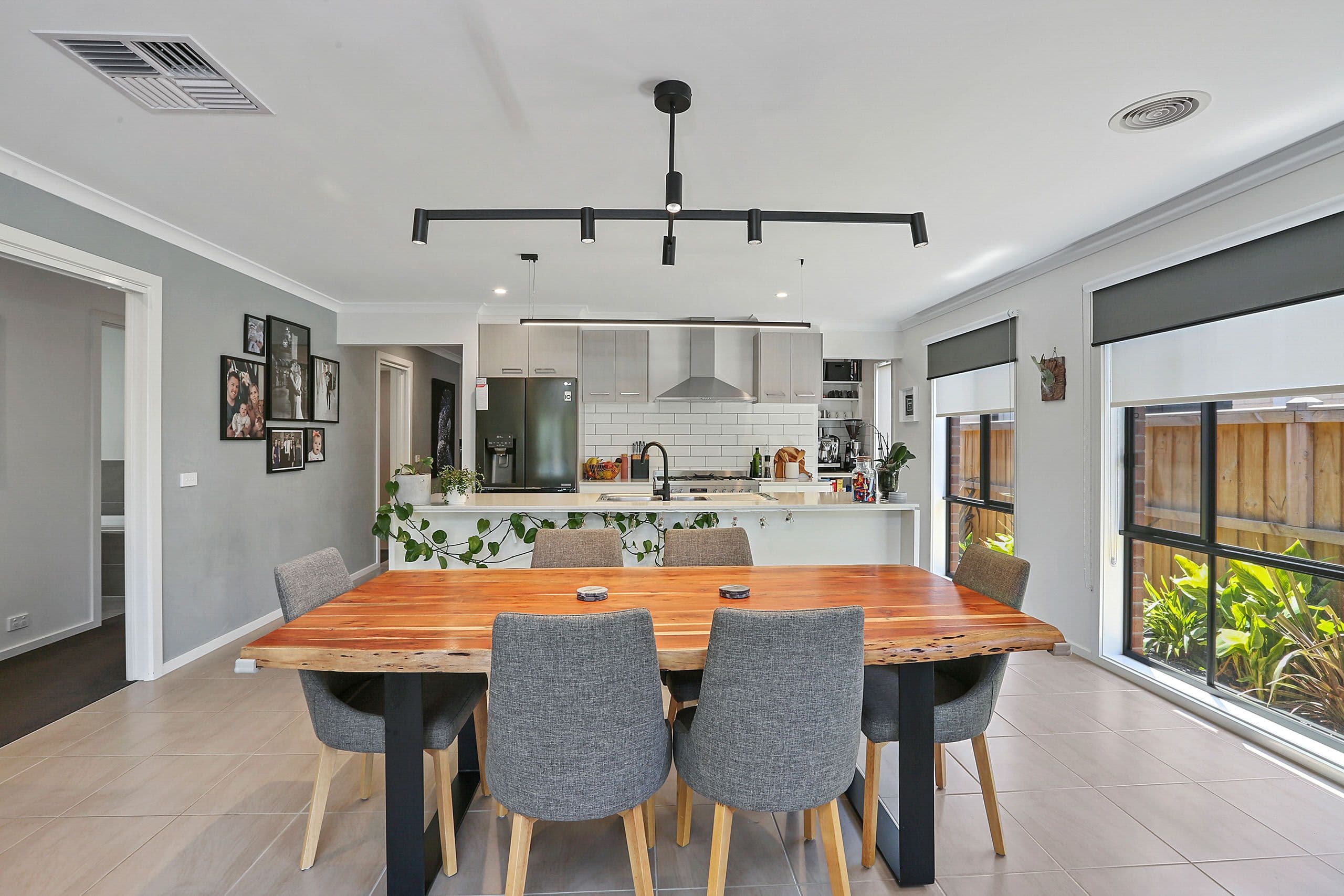 23 Bendigo Circuit, Caroline Springs - Thumbnail 4
