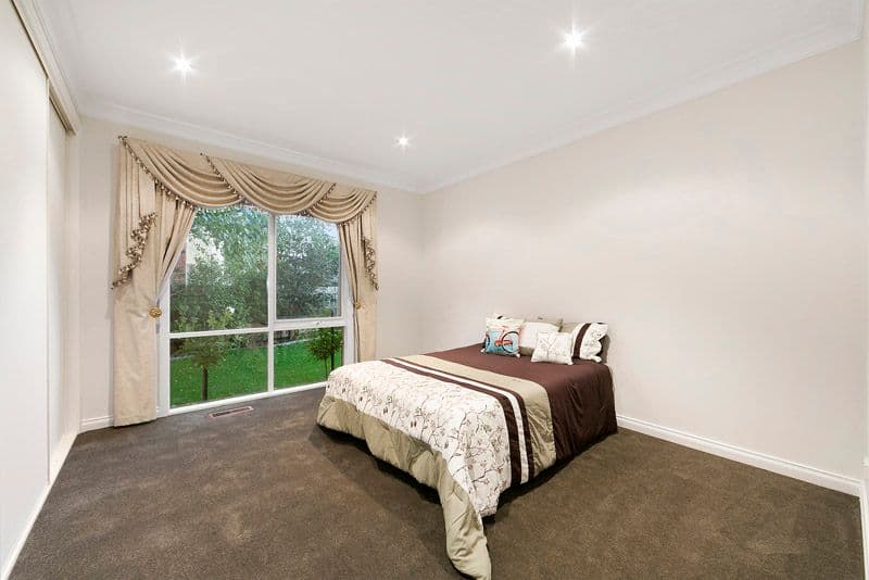 13 Huntingfield Court, Carnegie VIC 3163, Carnegie - Thumbnail 8