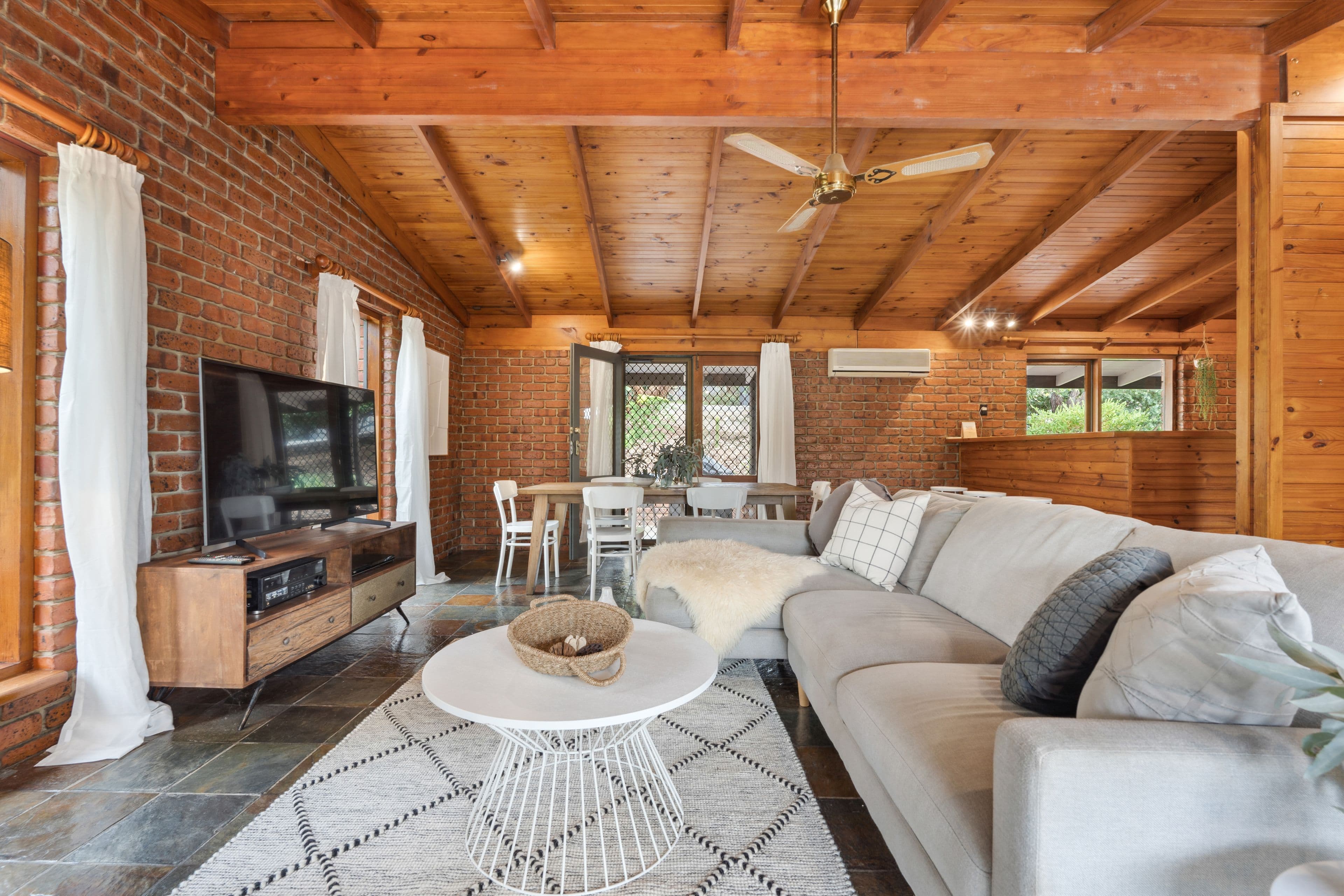 10 Elliot Drive, Lightsview SA 5085, Lightsview - Thumbnail 2