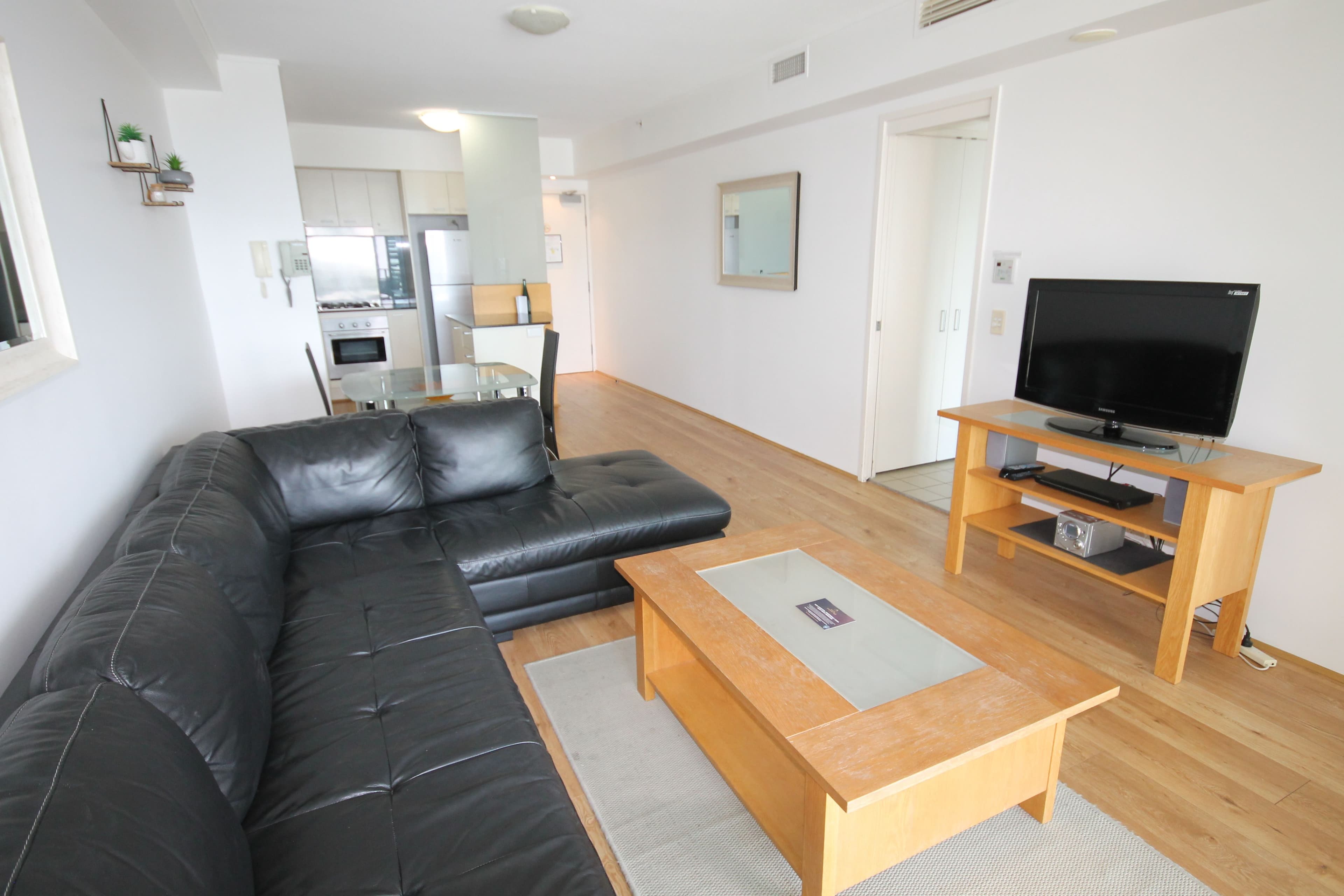 1504 'Broadbeach on the Park' 2685 Gold Coast Highway, Broadbeach QLD 4218, Broadbeach - Thumbnail 3