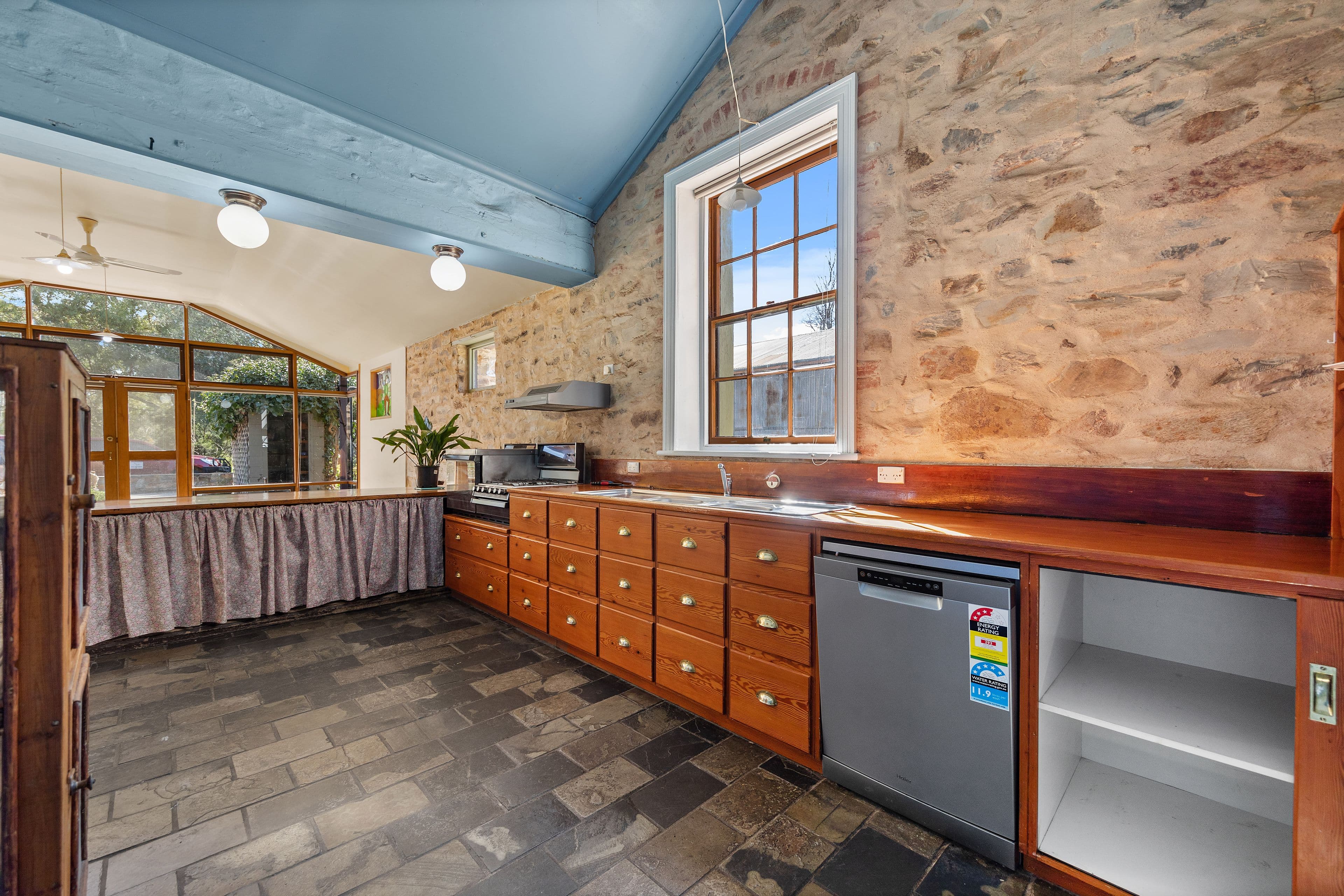 1 Young Street, Burra SA 5417, Burra - Thumbnail 8