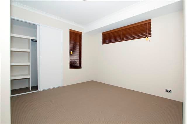 69 Yellowwood Avenue, PIARA WATERS WA 6112, Piara Waters - Thumbnail 7