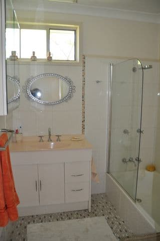 8 Robert Street, LABRADOR QLD 4215, Labrador - Thumbnail 4