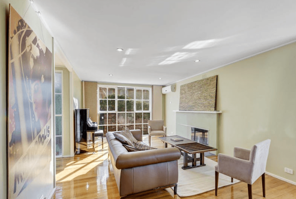 28 Tarella Drive, Mount Waverley VIC 3149, Mount Waverley - Thumbnail 2