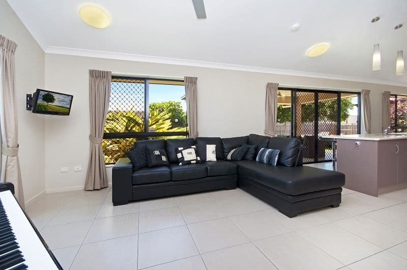 8 Balladonia Avenue, MOUNT LOW QLD 4818, Mount Low - Thumbnail 3