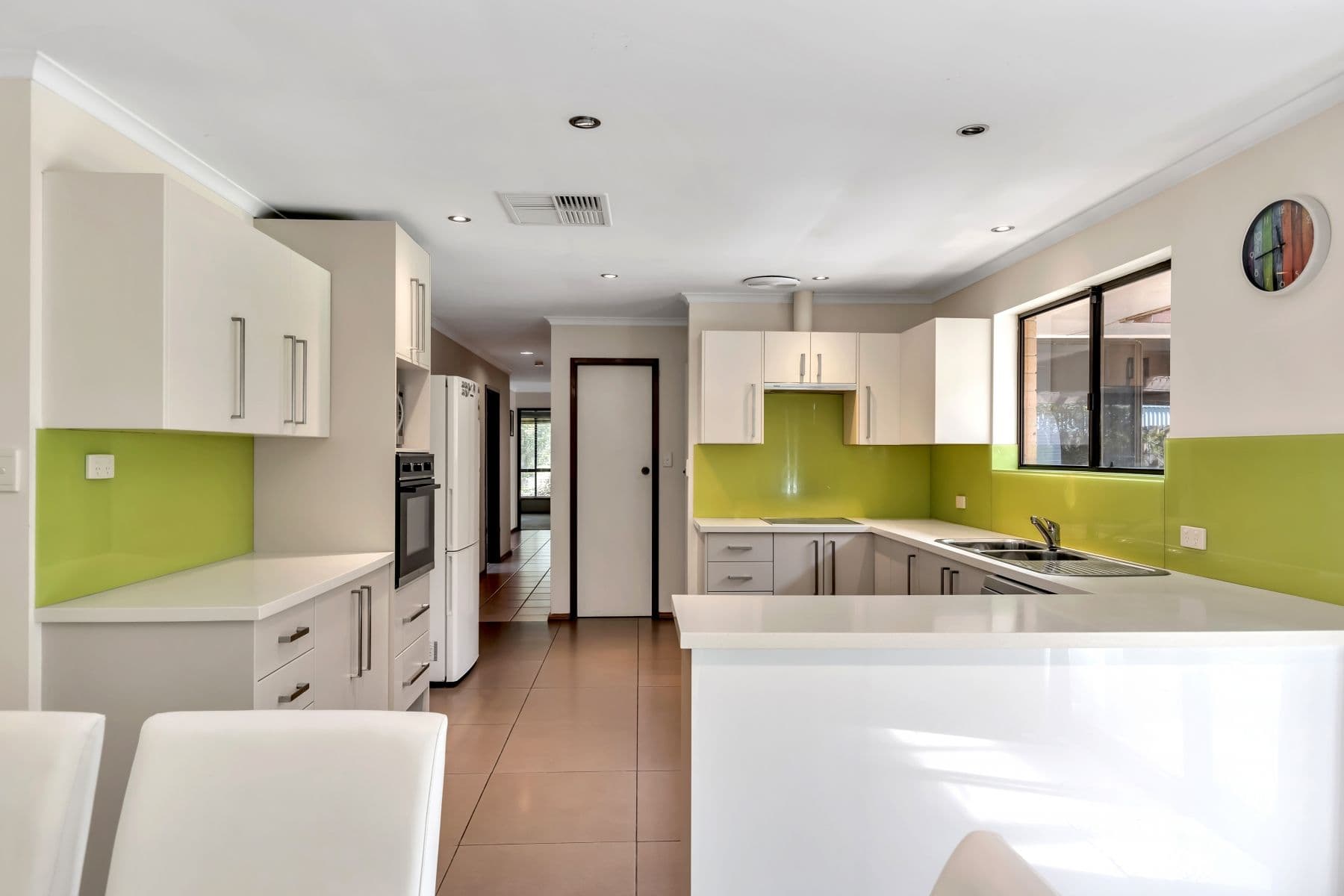 8 Nannigai Drive, Hallett Cove SA 5158, Hallett Cove - Thumbnail 6