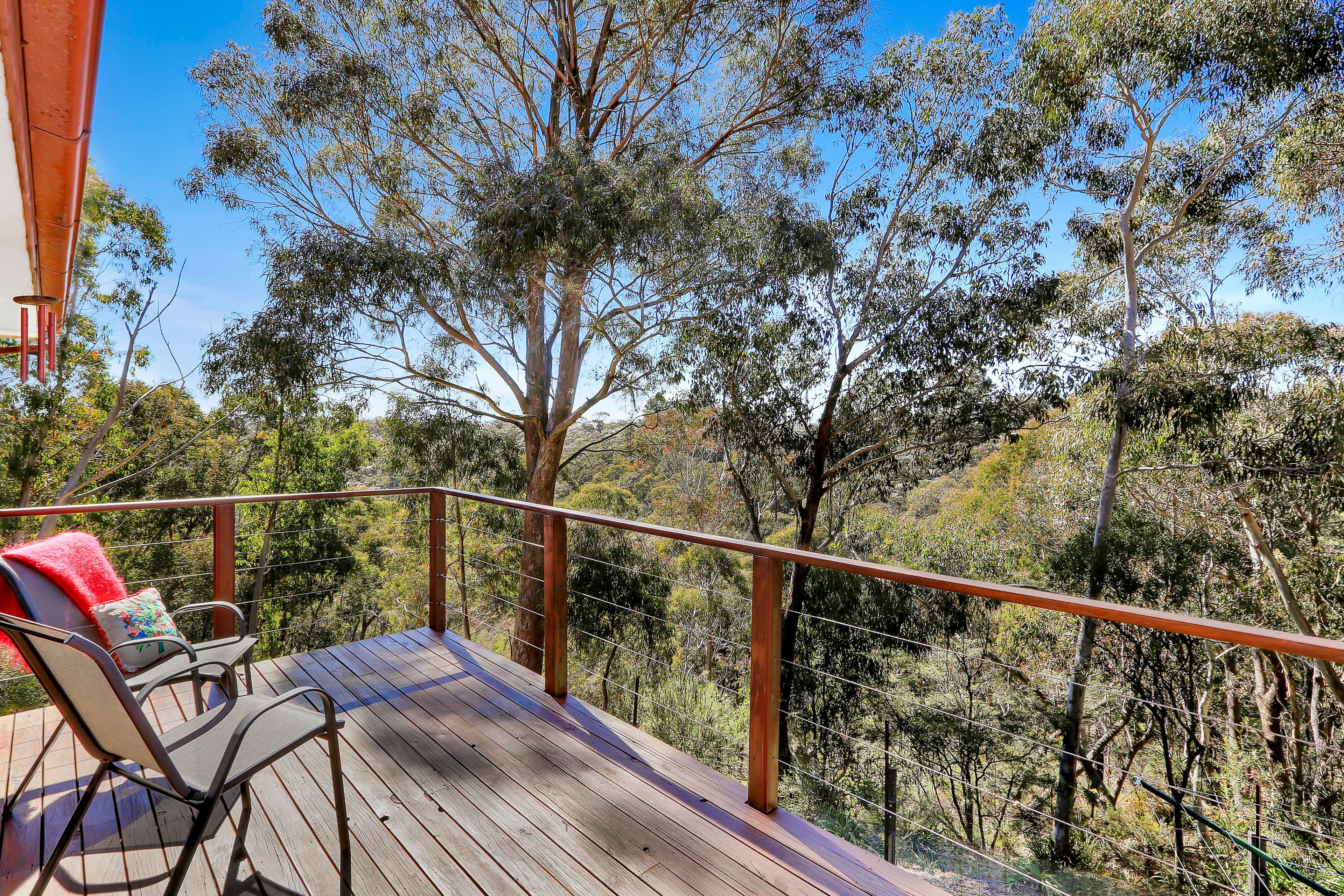 29 Carrington Avenue, Mount Victoria - Thumbnail 4