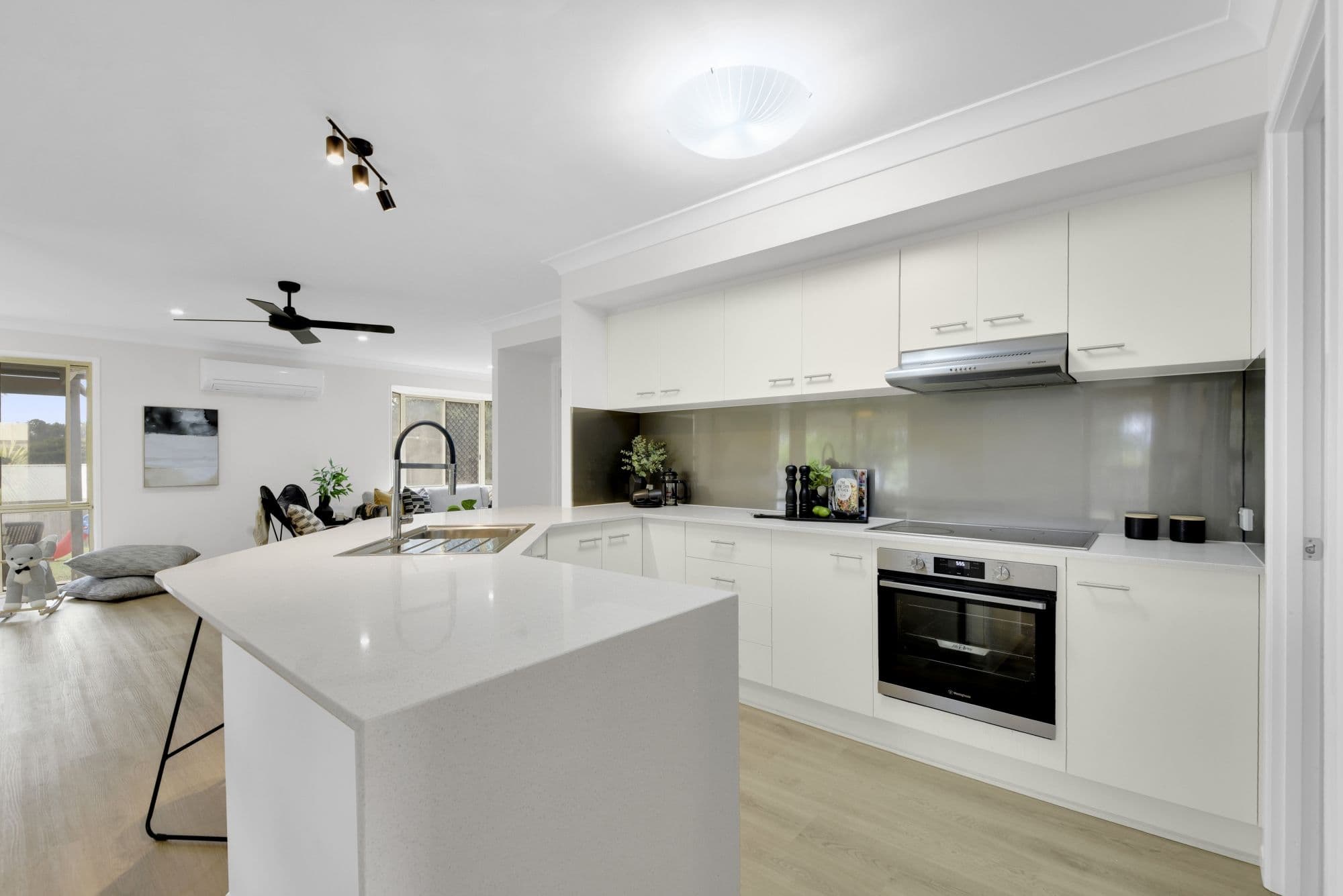 3 Wanda Court, Albany Creek QLD 4035, Albany Creek - Thumbnail 4